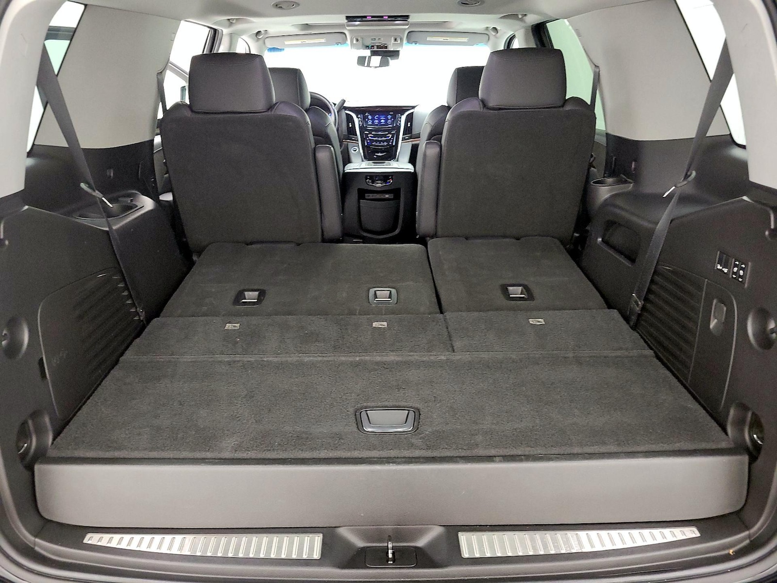 2018 Cadillac Escalade Luxury - Photo 25
