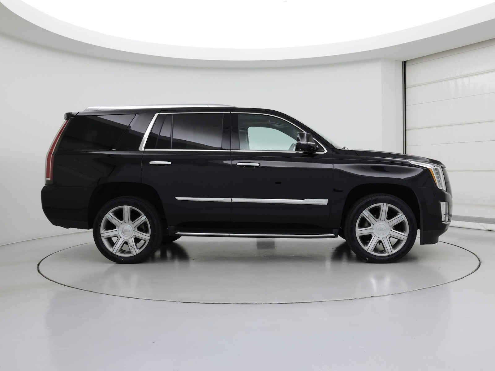 2018 Cadillac Escalade Luxury - Photo 8