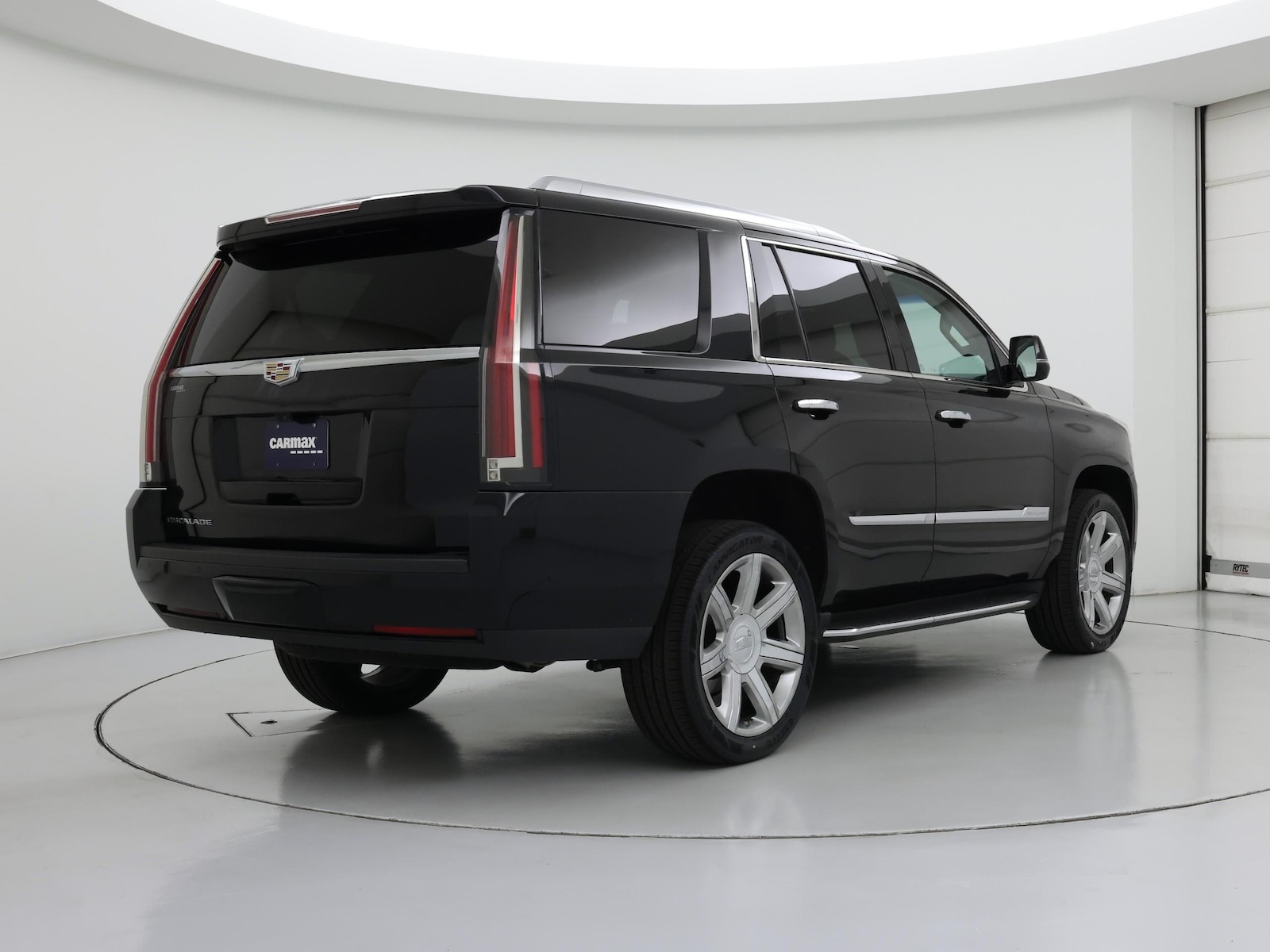 2018 Cadillac Escalade Luxury - Photo 9