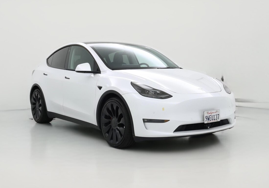 2022 Tesla Model Y Performance All-Wheel Drive in White — CarMax photo