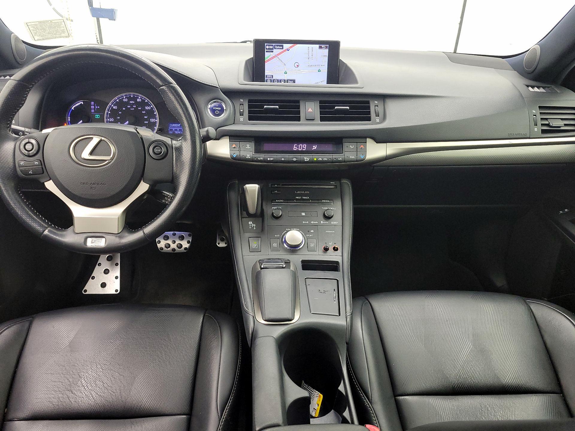 Thumbnail: 2015 Lexus CT - 9