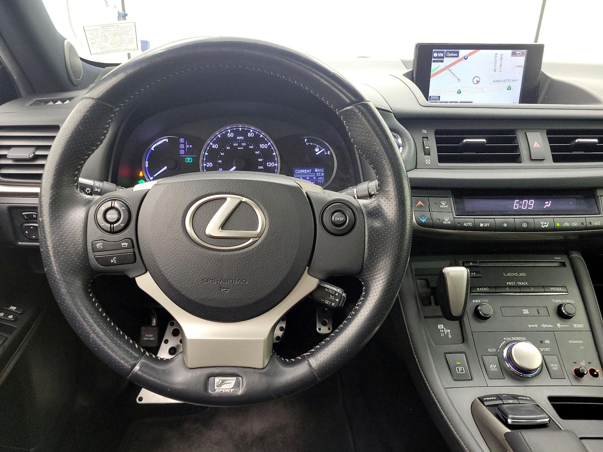 Thumbnail: 2015 Lexus CT - 10