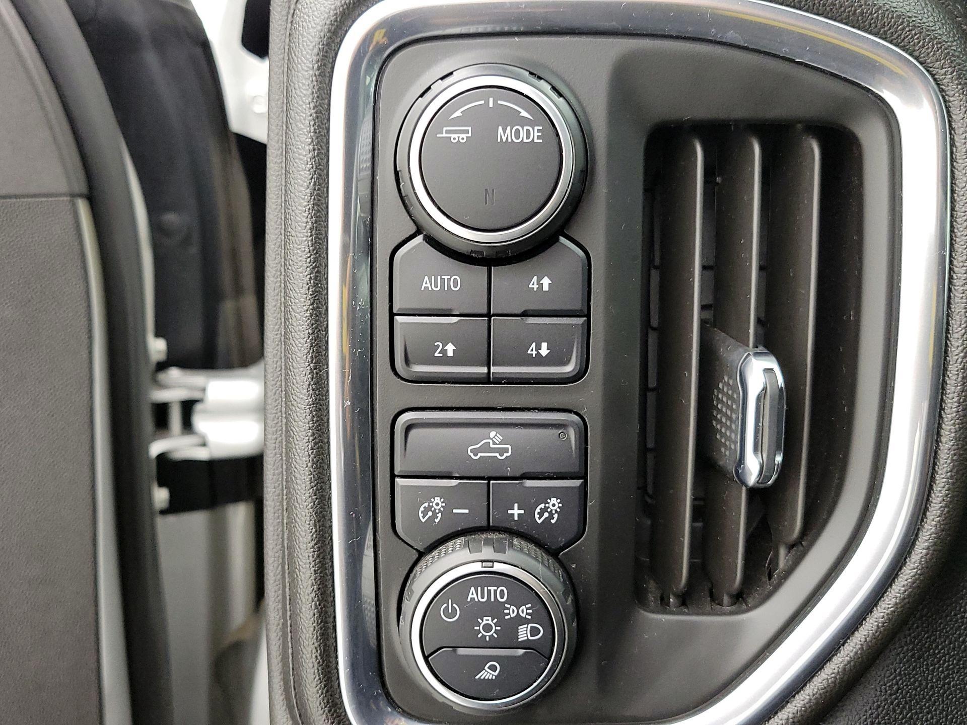 Thumbnail: 2022 Chevrolet Silverado 1500 - 13