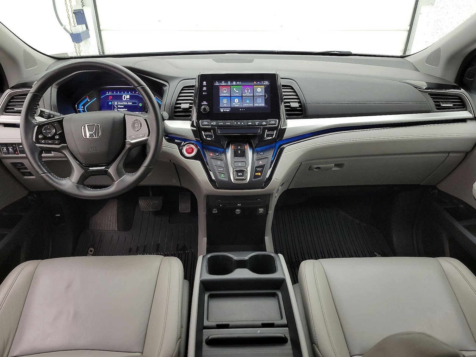 Apple CarPlay® & Android Auto™