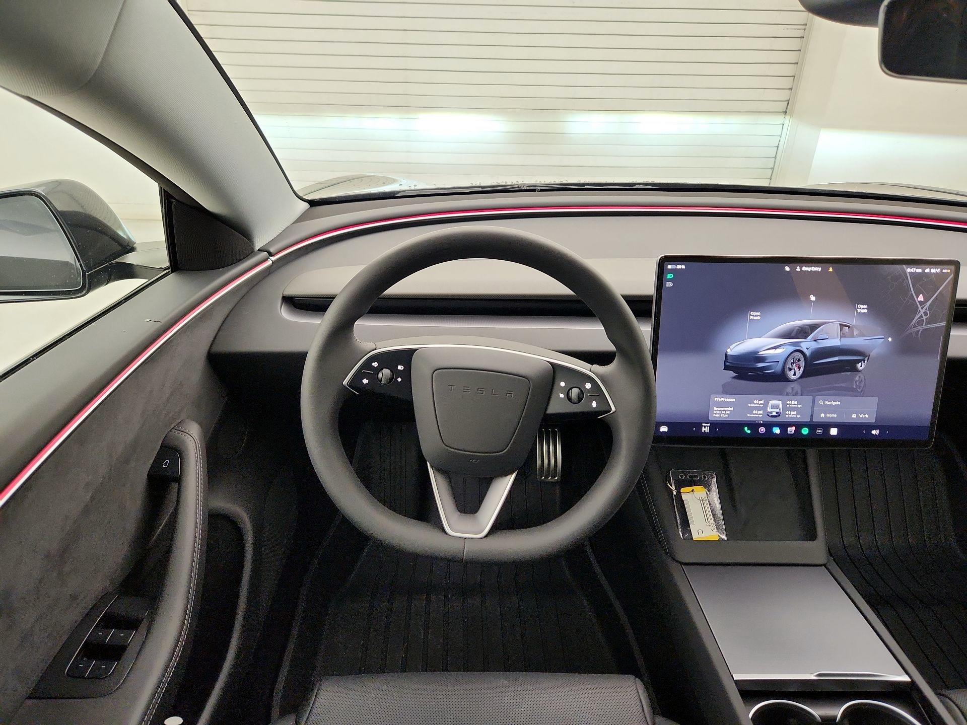 Thumbnail: 2025 Tesla Model 3 - 10