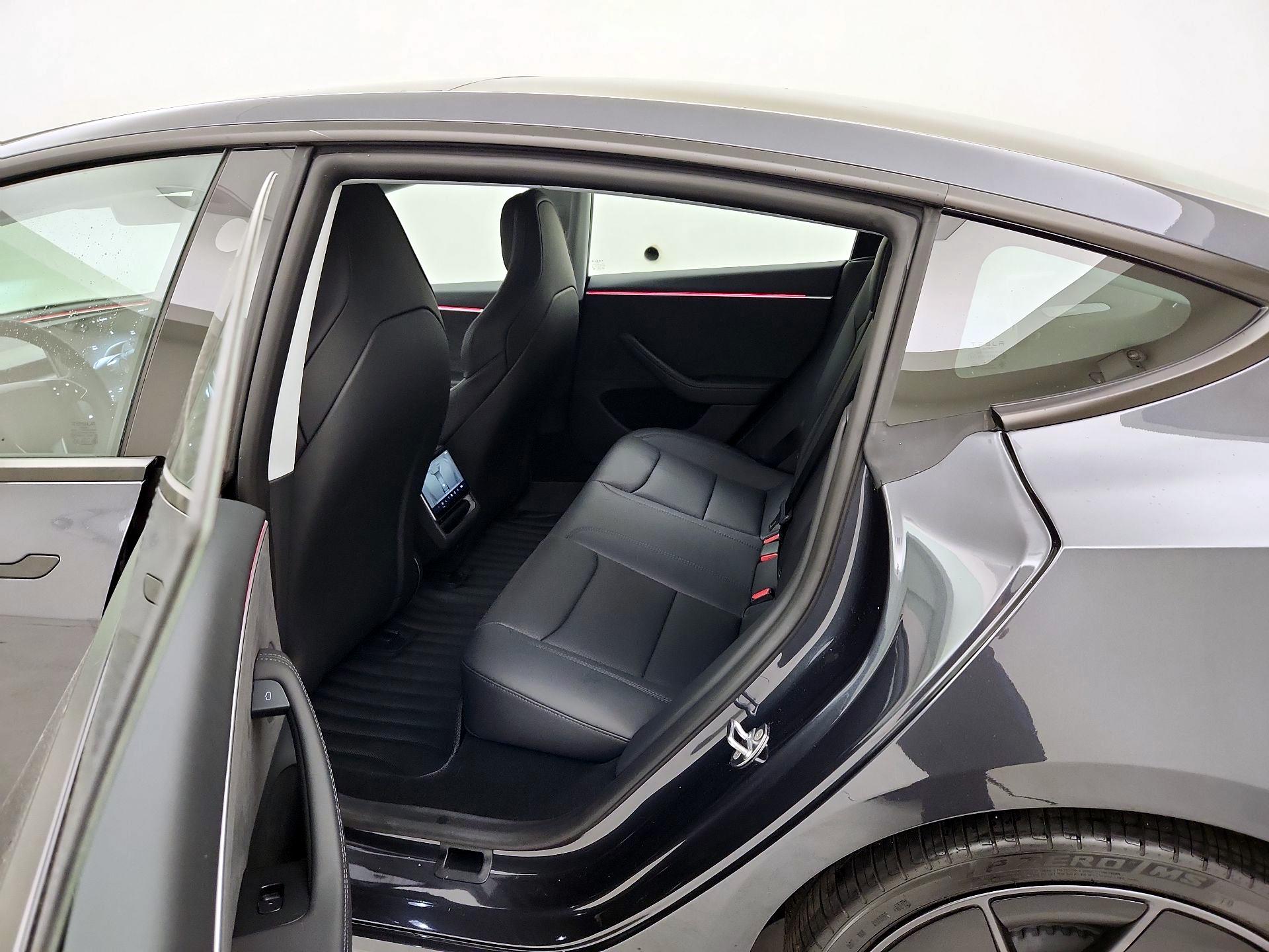 Thumbnail: 2025 Tesla Model 3 - 20