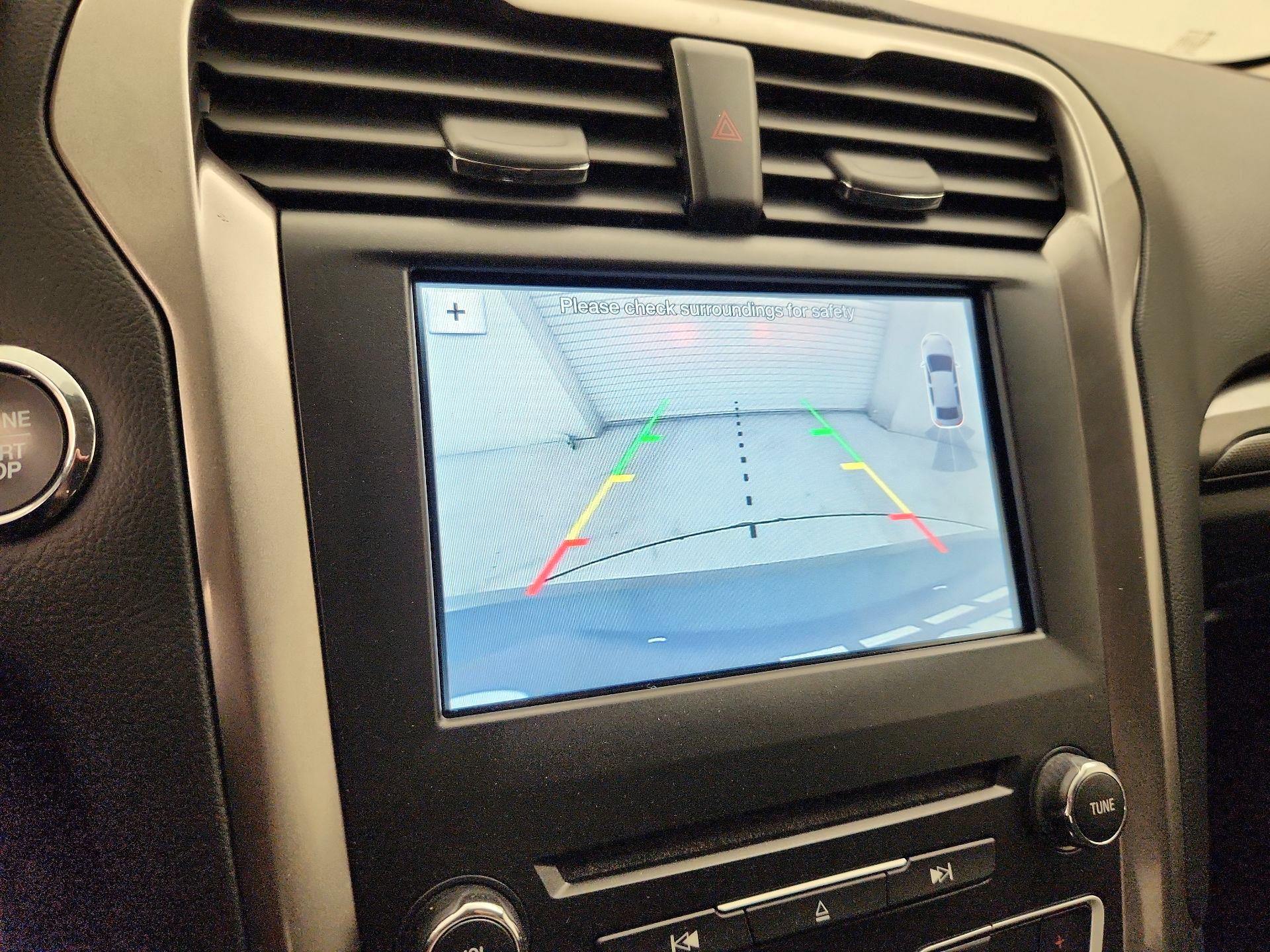 Thumbnail: 2018 Ford Fusion - 15