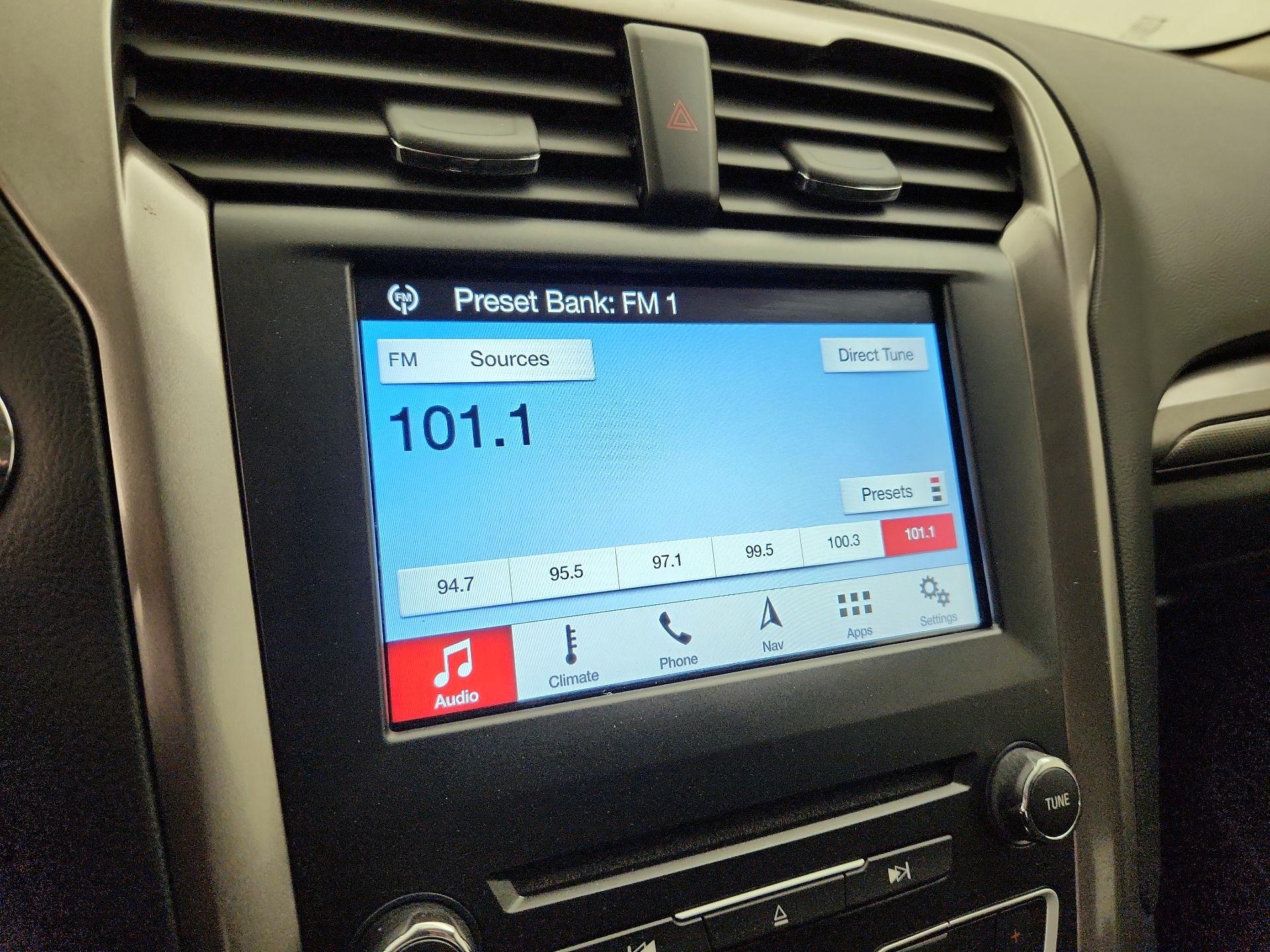 Thumbnail: 2018 Ford Fusion - 16