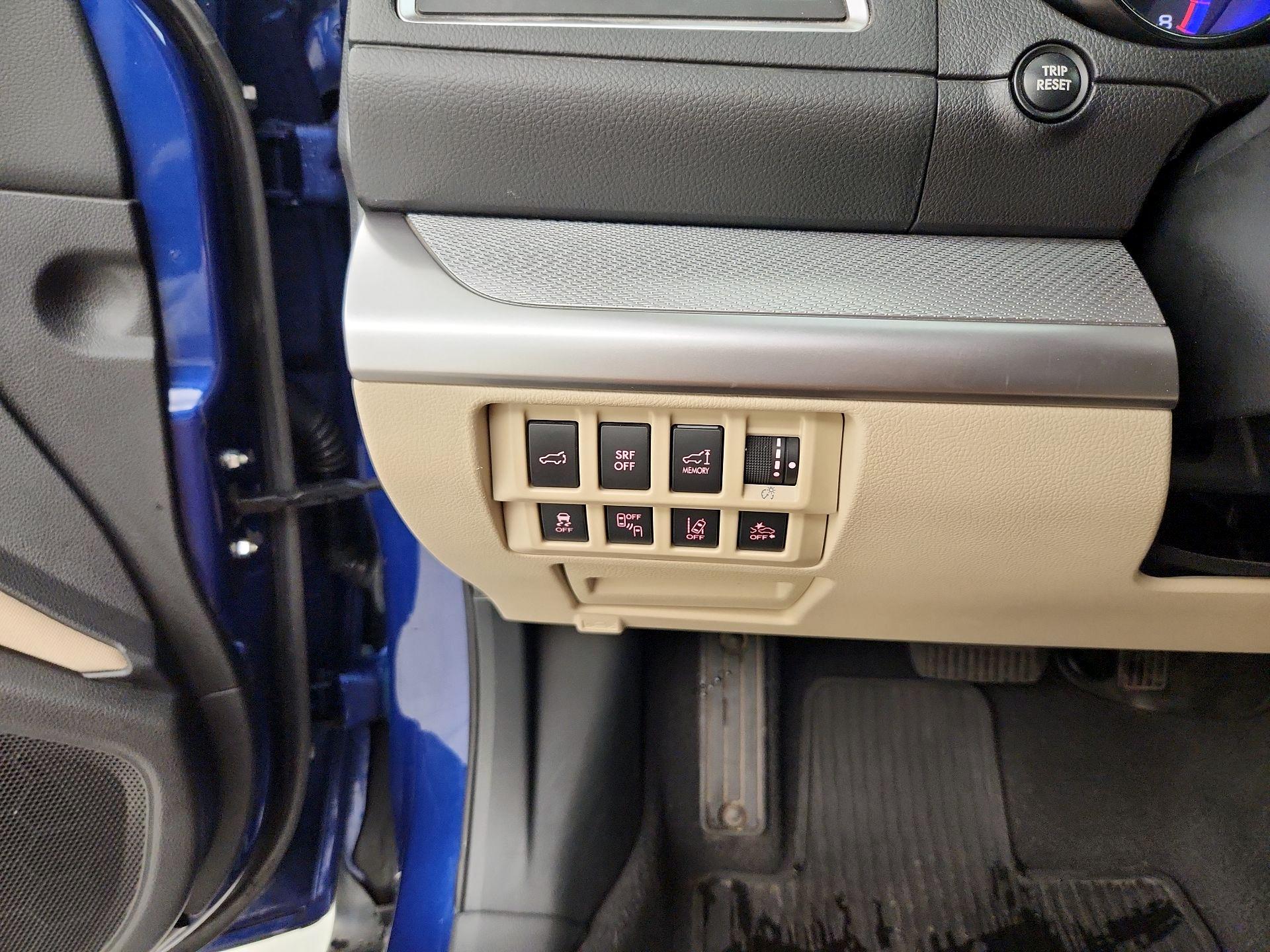 Thumbnail: 2016 Subaru Outback - 13