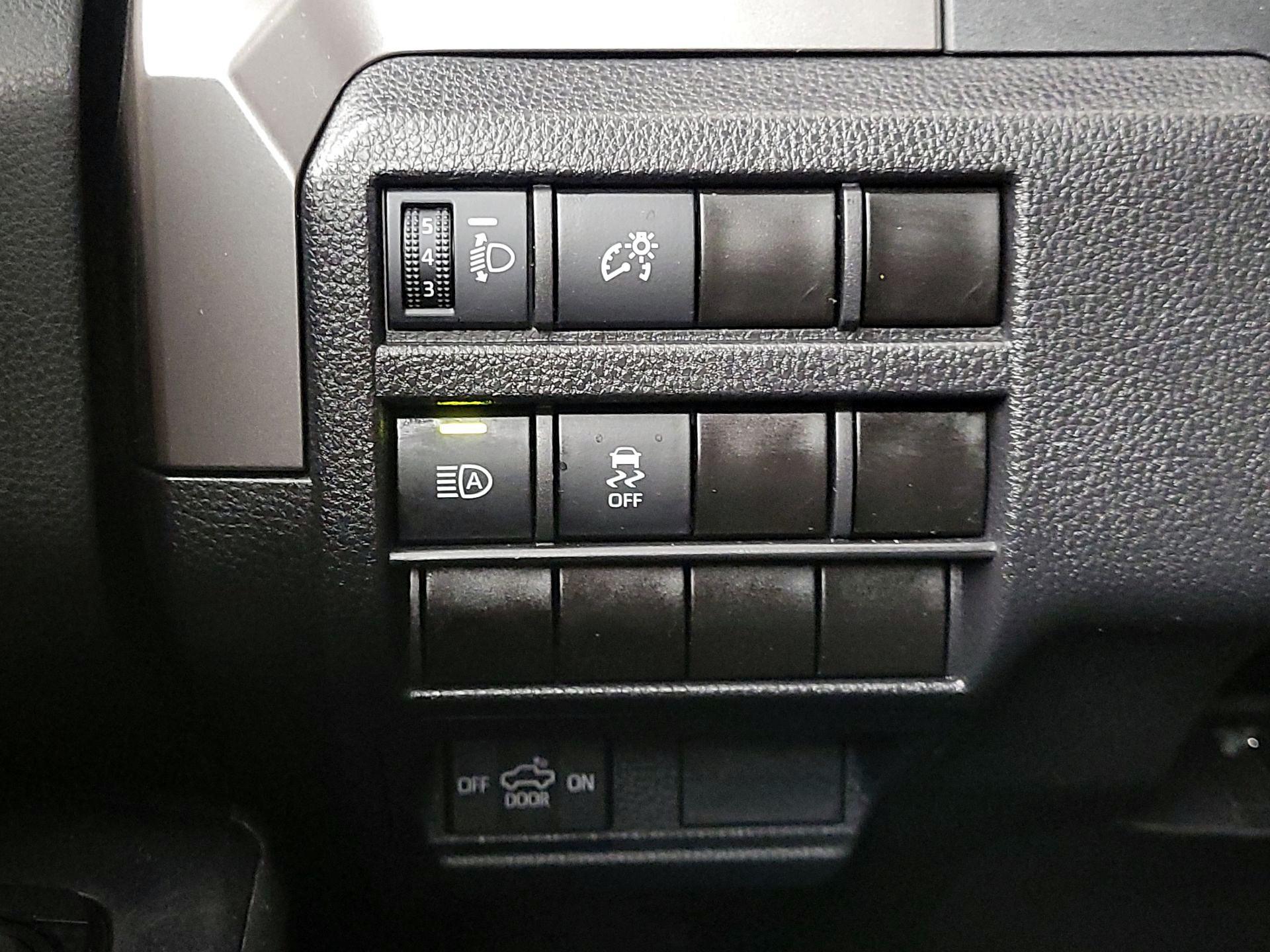 Thumbnail: 2024 Toyota Tacoma - 13