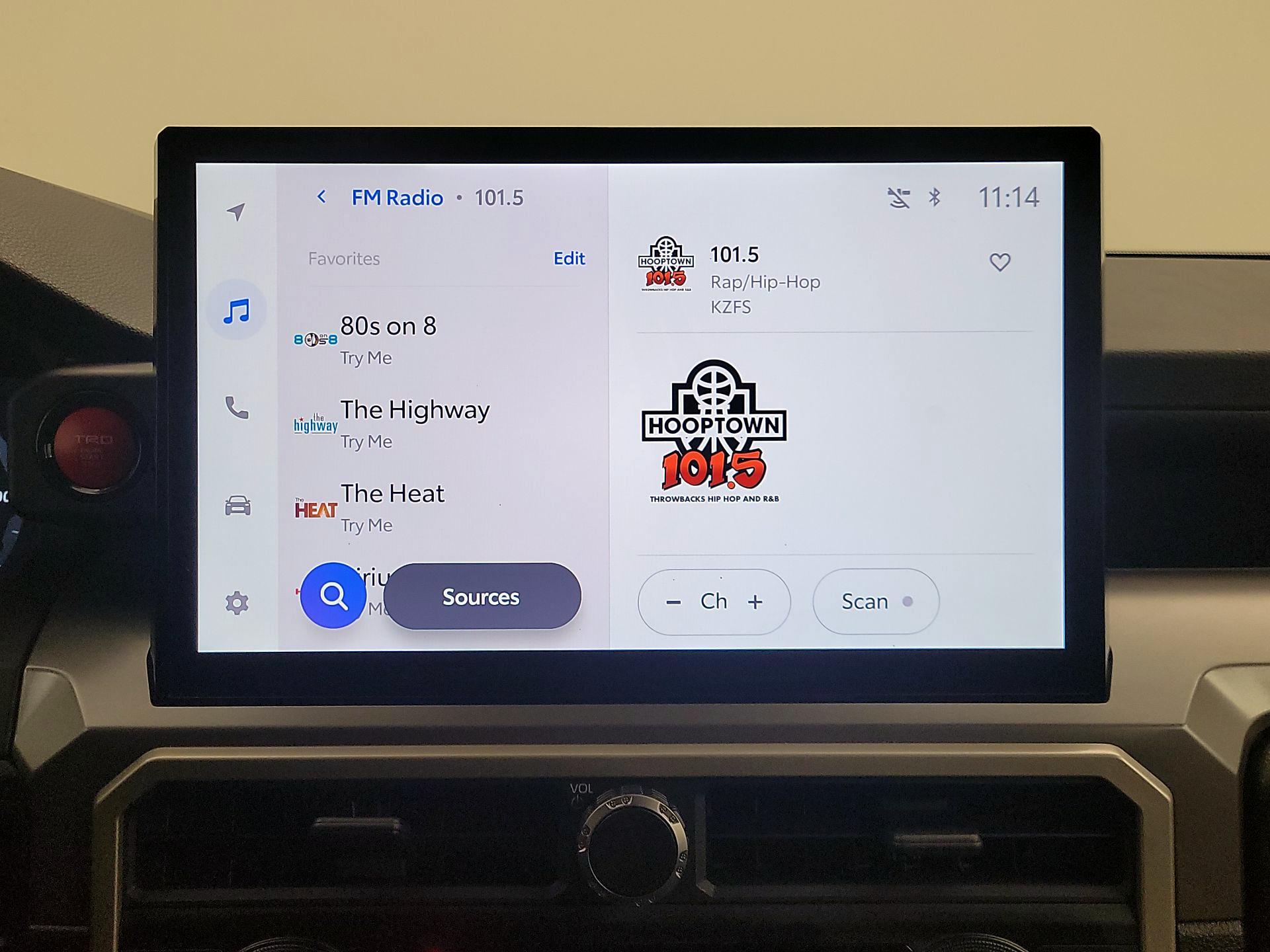 Thumbnail: 2024 Toyota Tacoma - 16