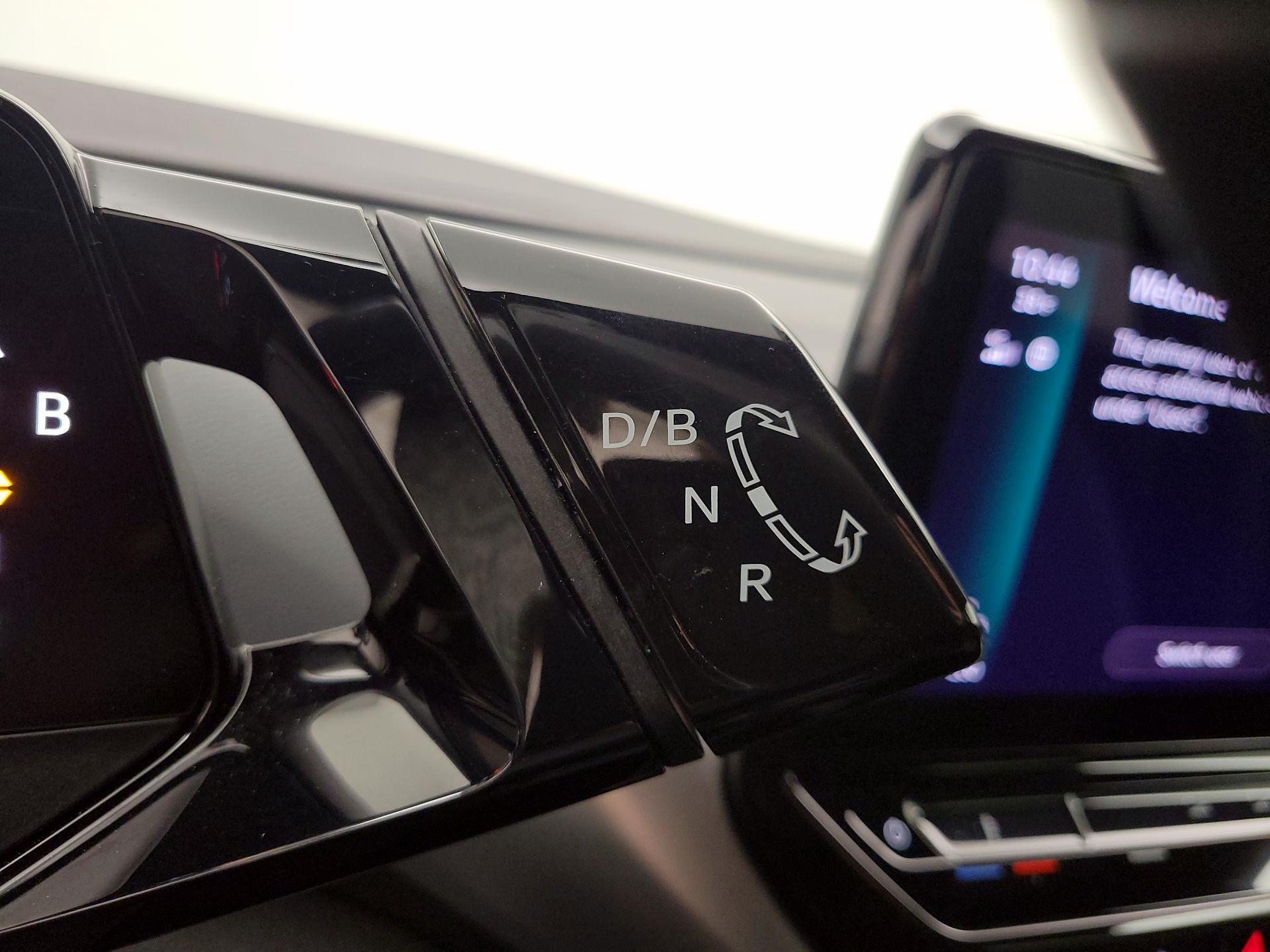 Thumbnail: 2022 Volkswagen ID.4 - 18