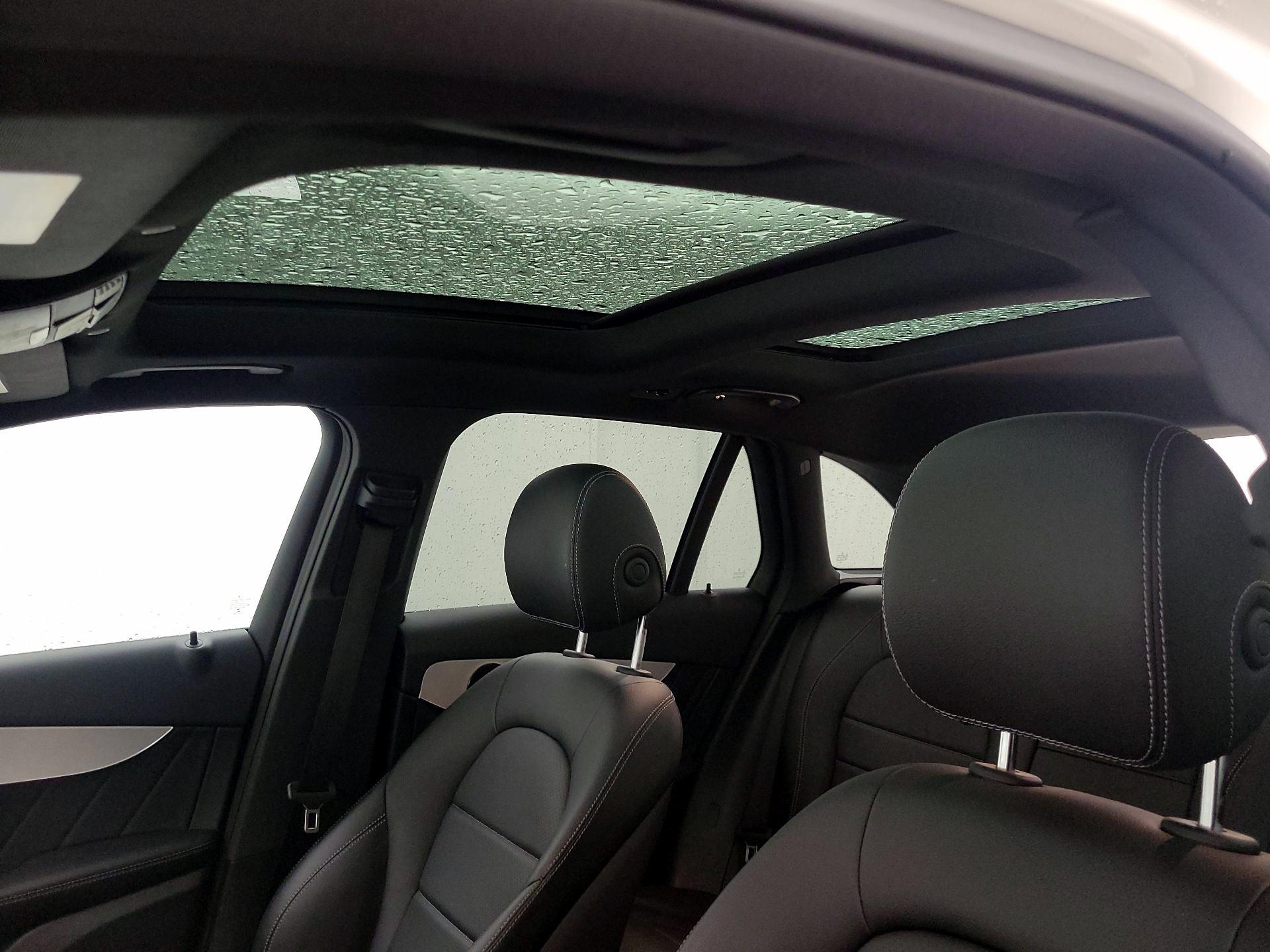 Thumbnail: 2022 Mercedes-Benz GLC - 19