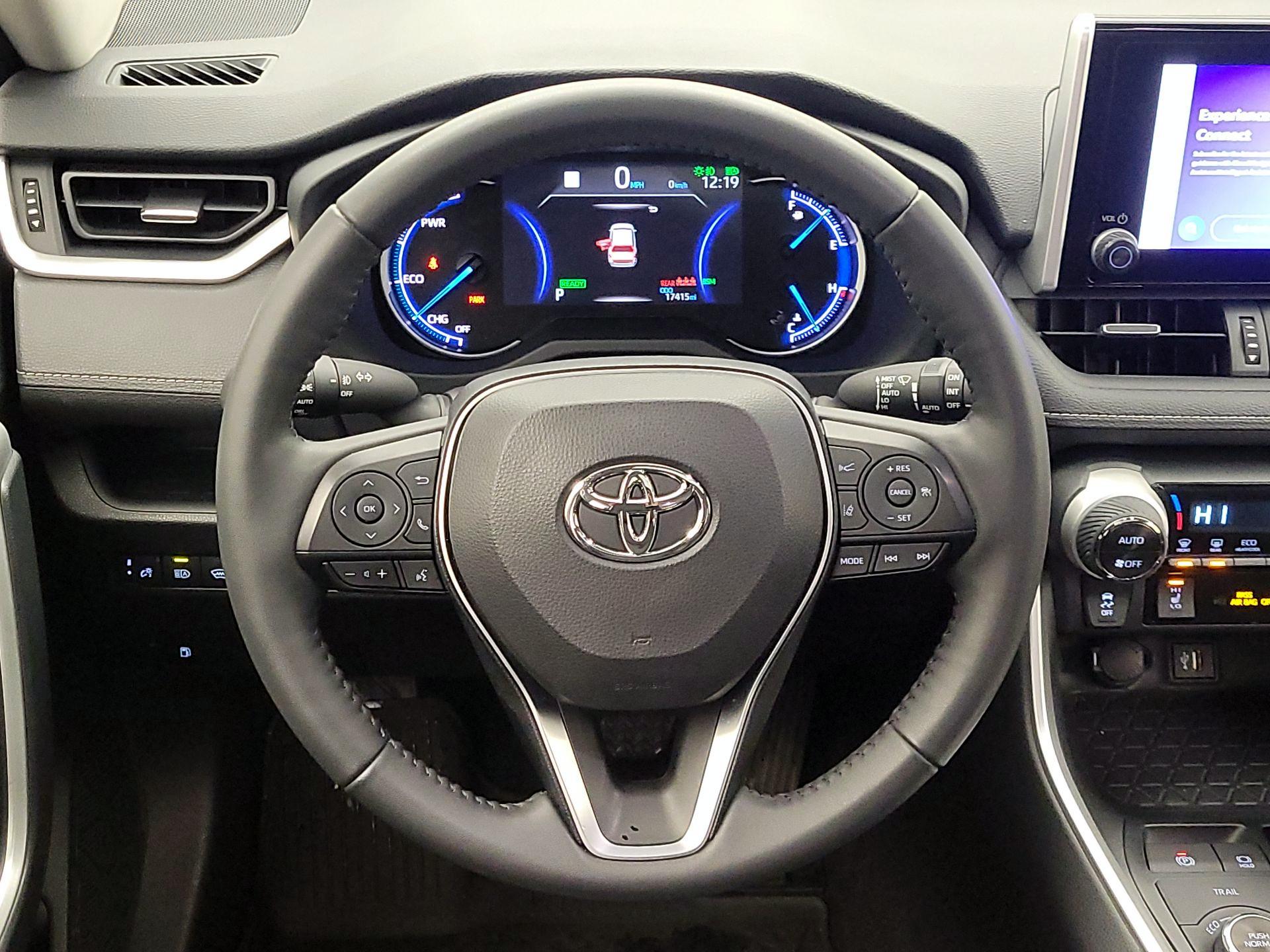 Thumbnail: 2024 Toyota RAV4 - 10