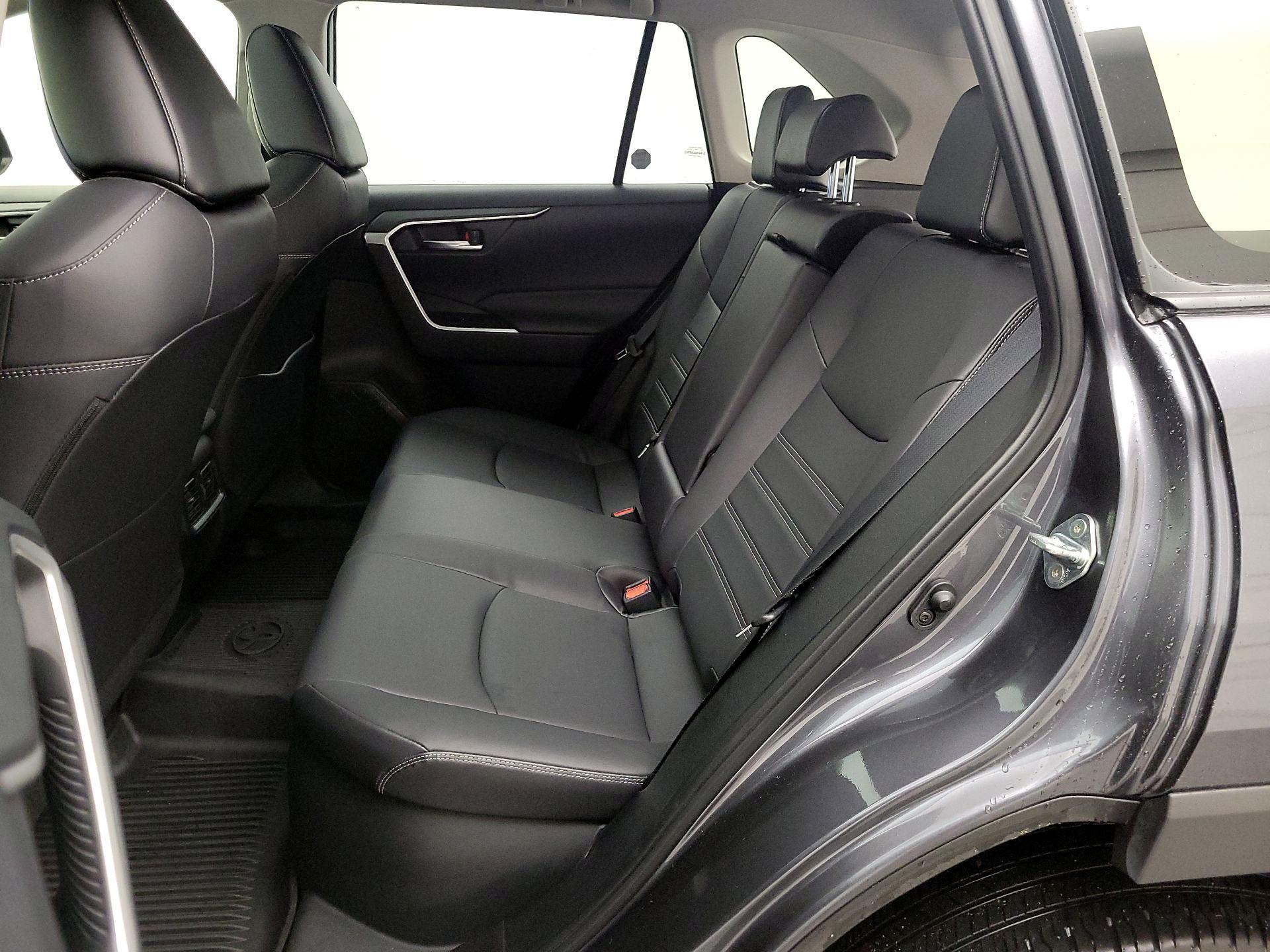 Thumbnail: 2024 Toyota RAV4 - 20