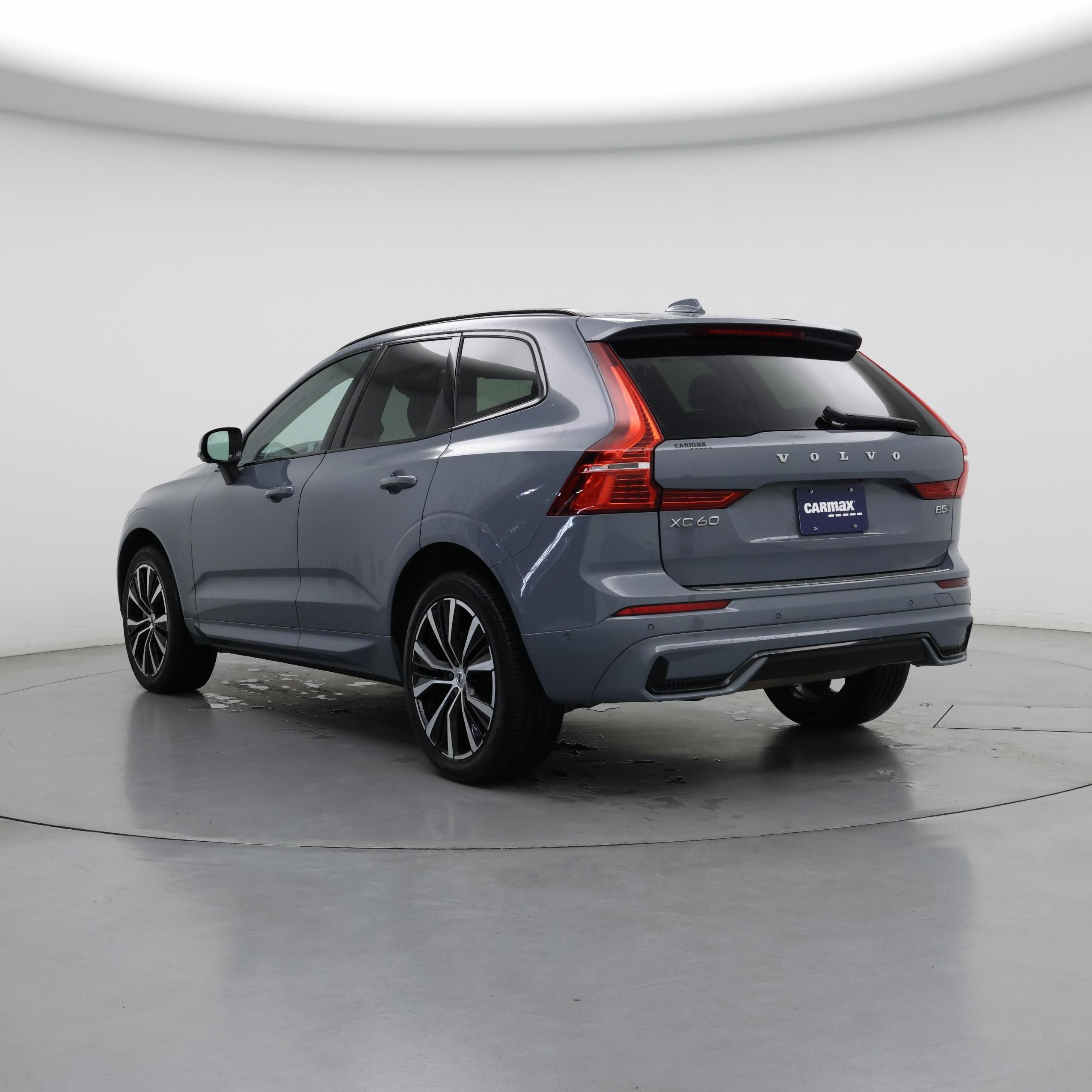Thumbnail: 2023 Volvo XC60 - 2