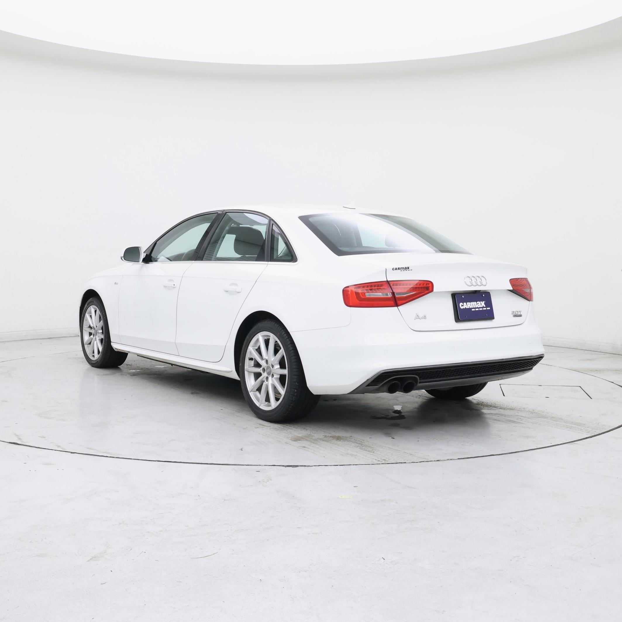 Thumbnail: 2015 Audi A4 - 2