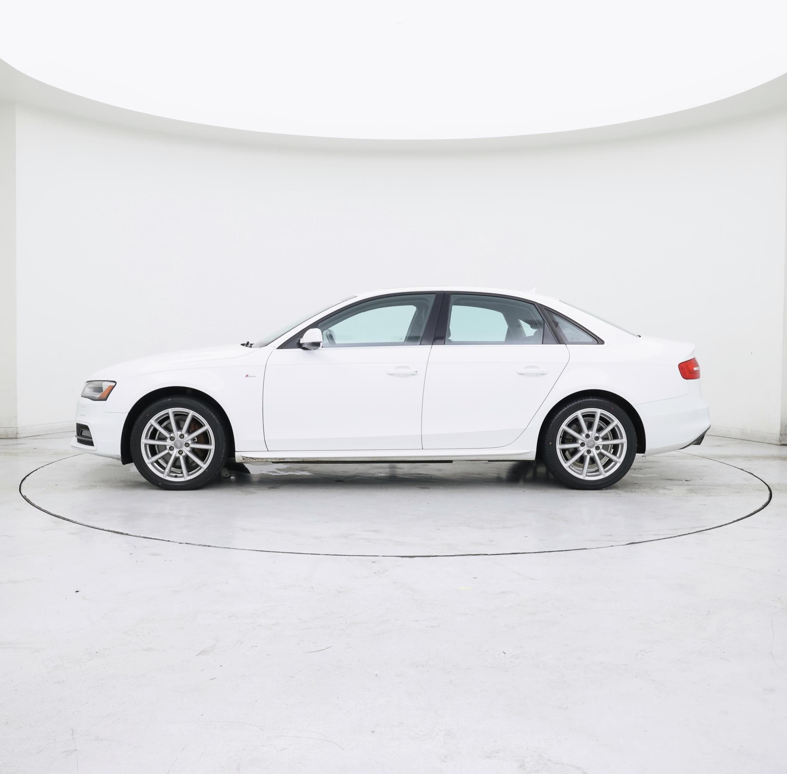 Thumbnail: 2015 Audi A4 - 3