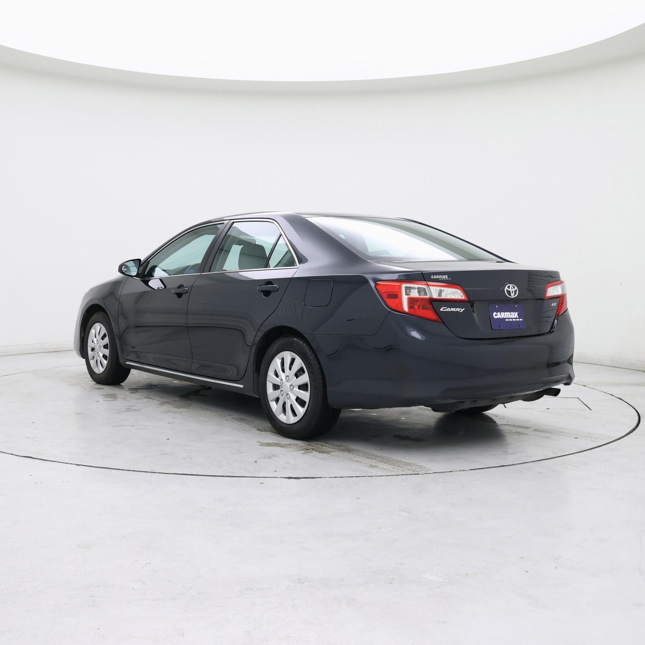 Thumbnail: 2014 Toyota Camry - 2
