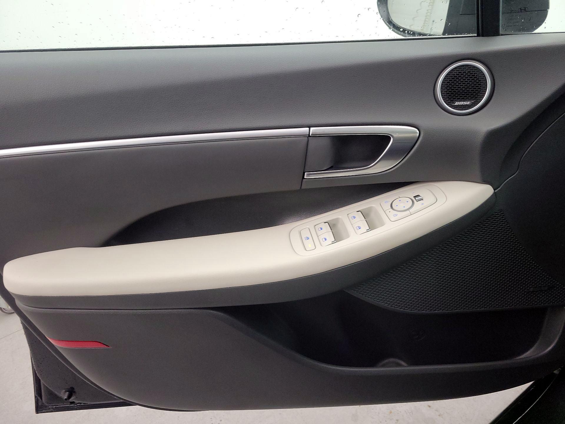 Thumbnail: 2023 Hyundai Sonata - 12