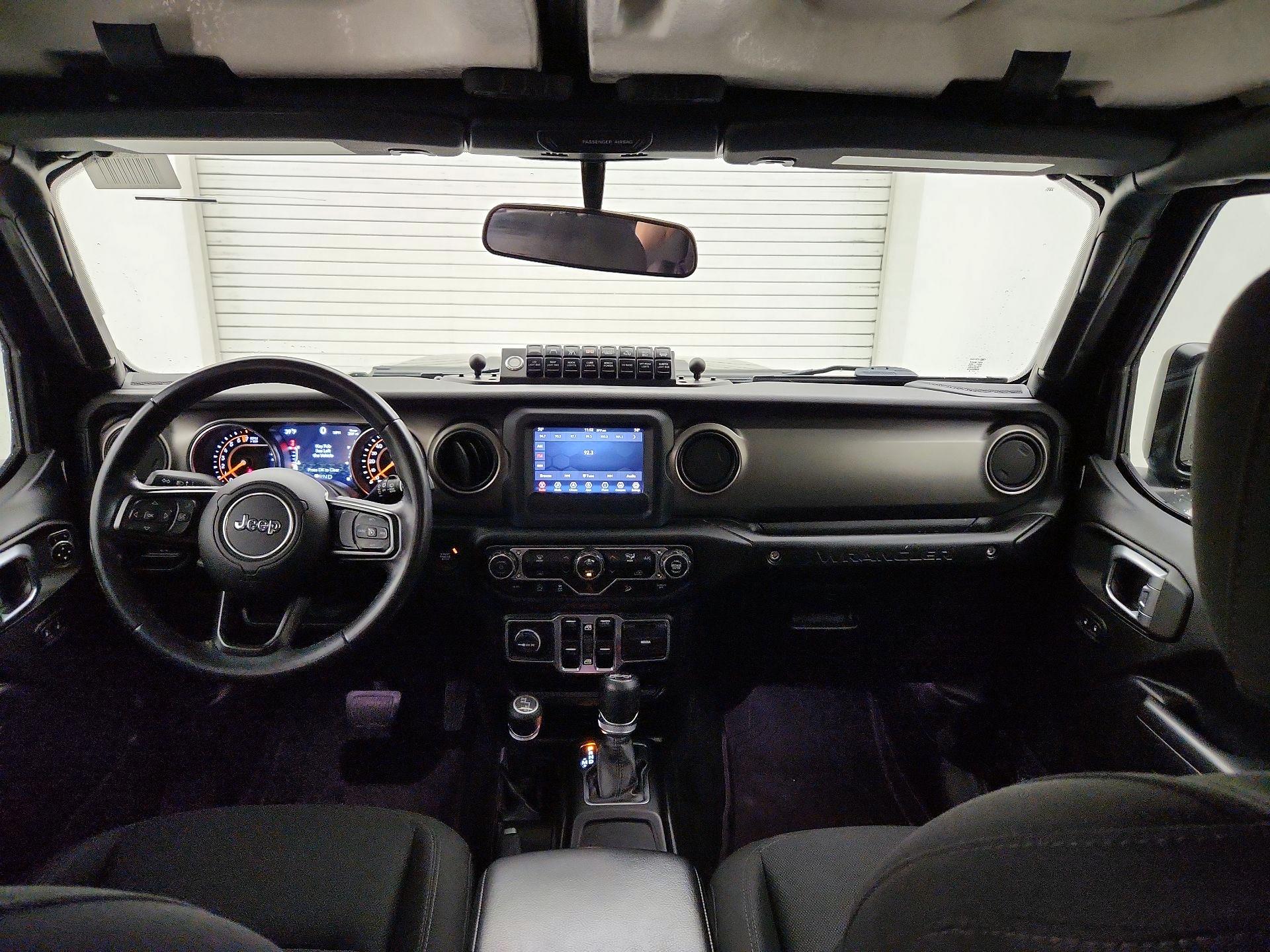 Thumbnail: 2018 Jeep Wrangler - 9