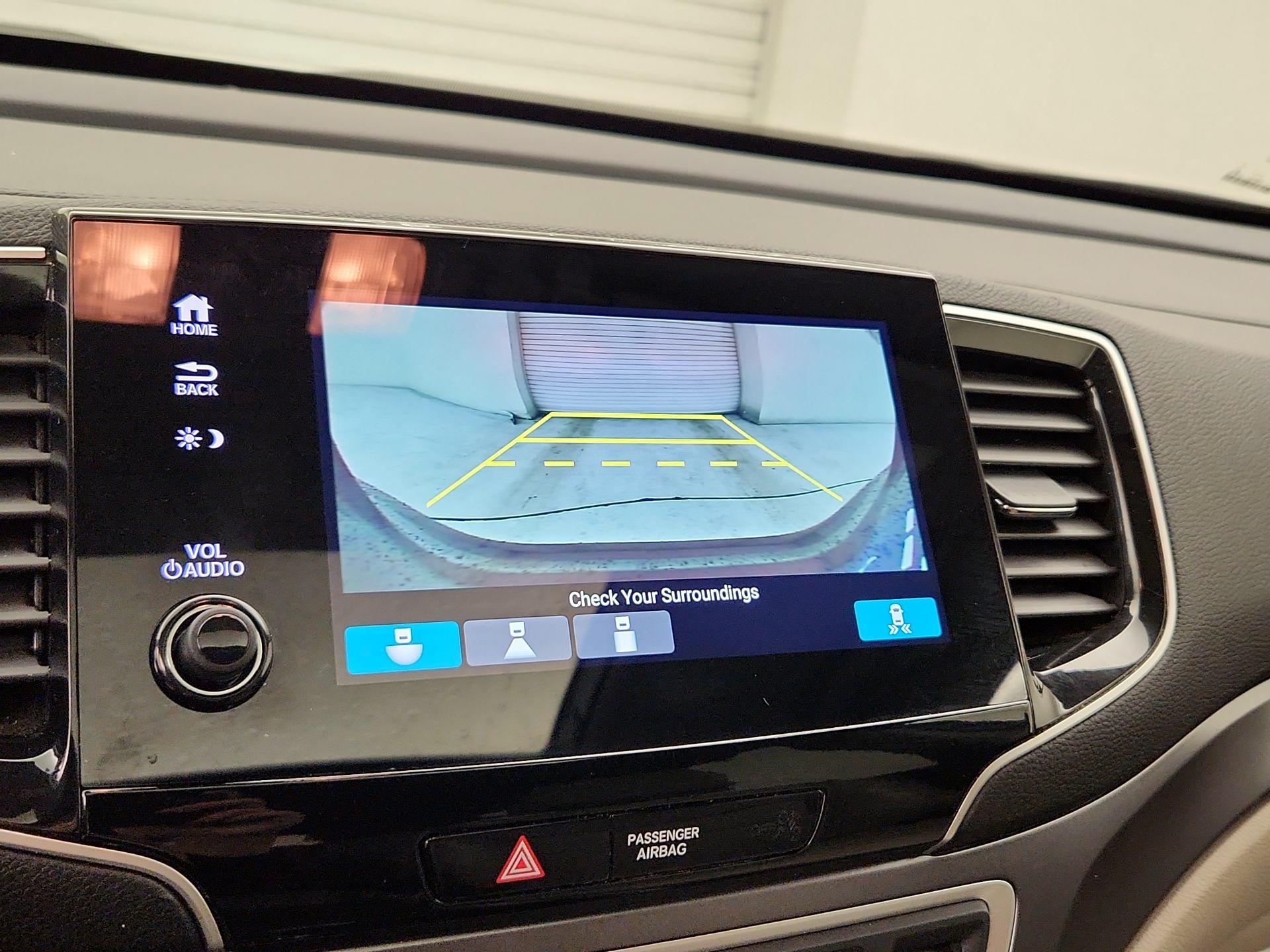 Thumbnail: 2021 Honda Pilot - 14