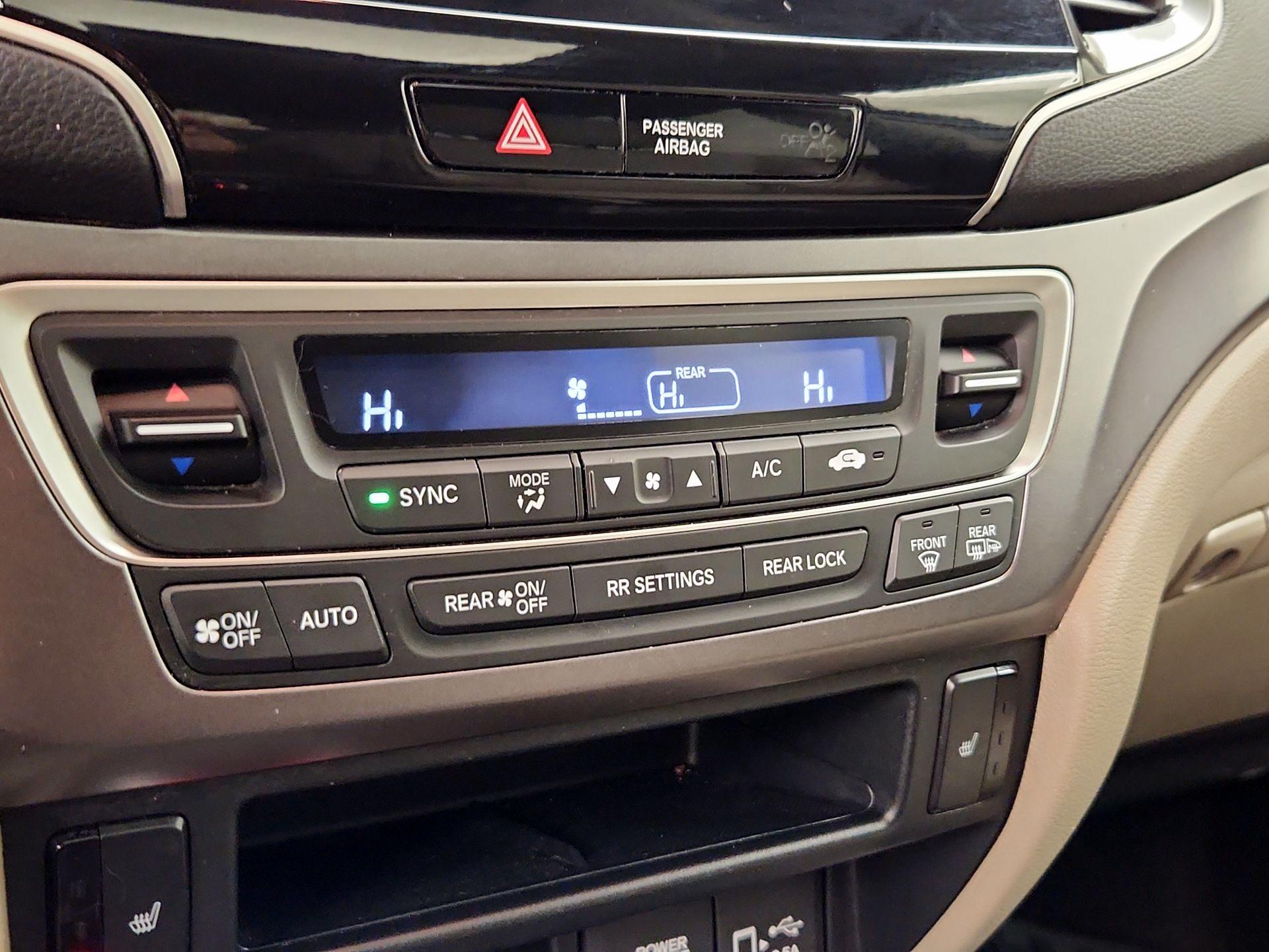 Thumbnail: 2021 Honda Pilot - 16