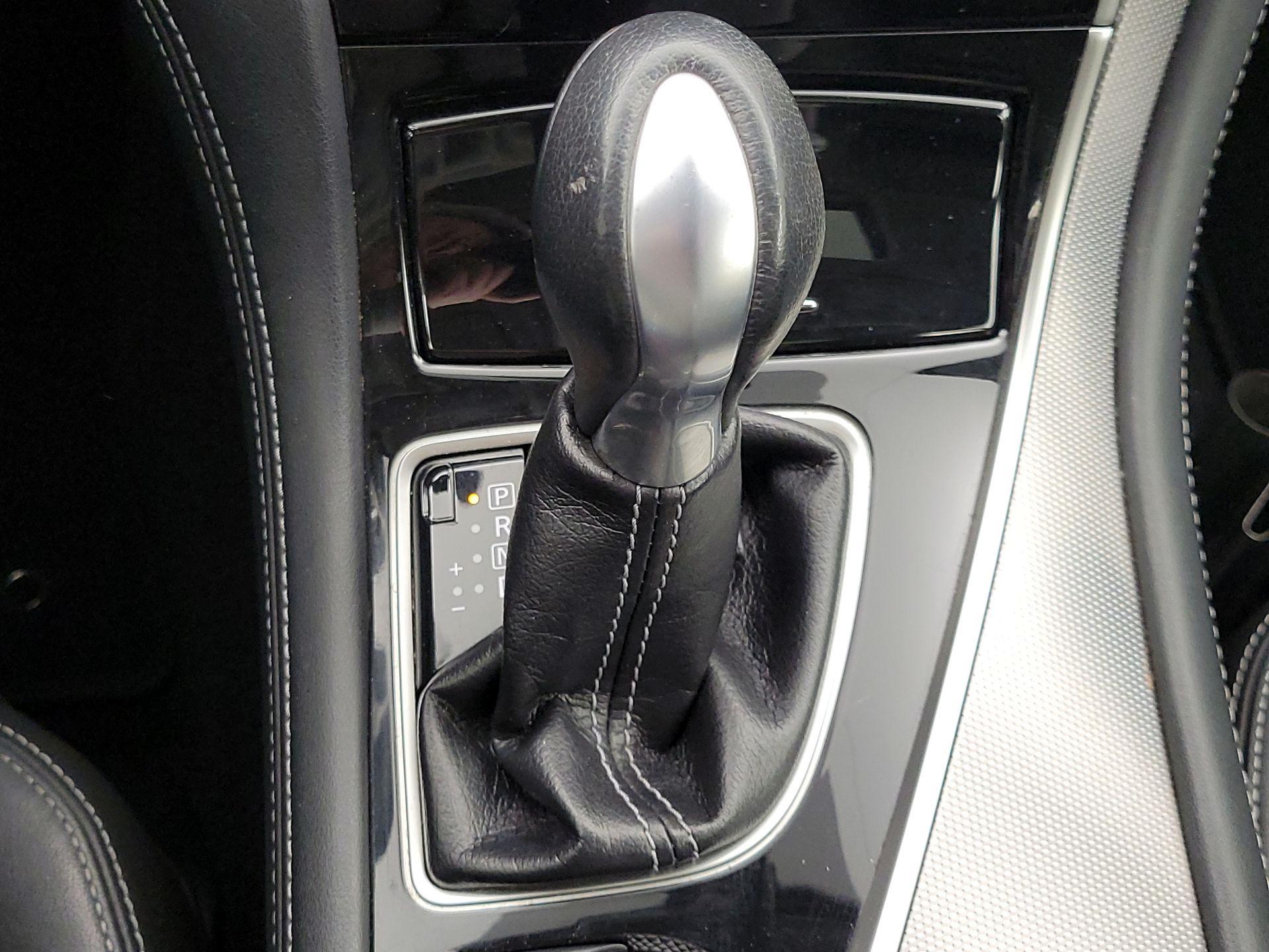 Thumbnail: 2014 INFINITI Q50 - 18