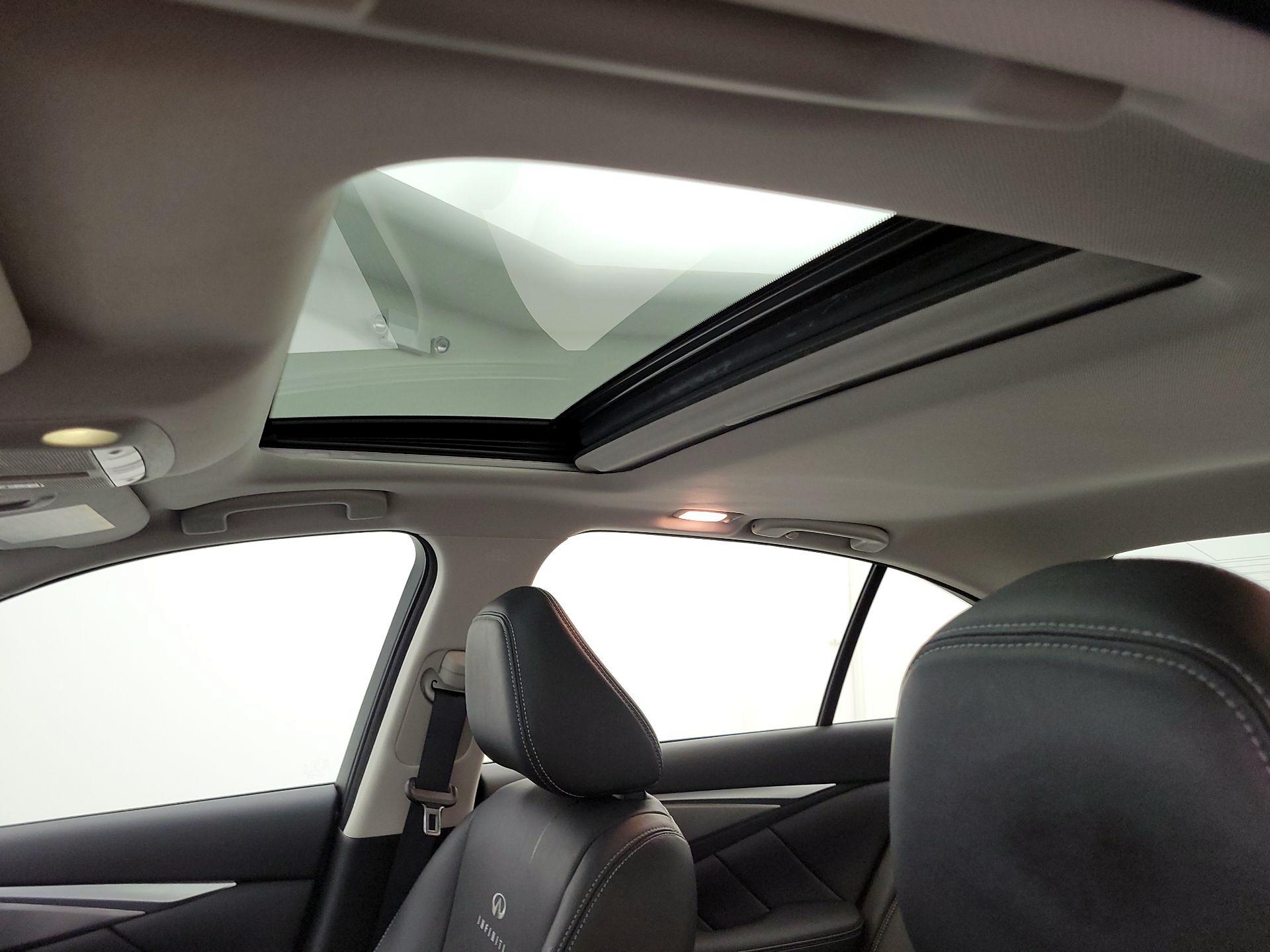 Thumbnail: 2014 INFINITI Q50 - 20