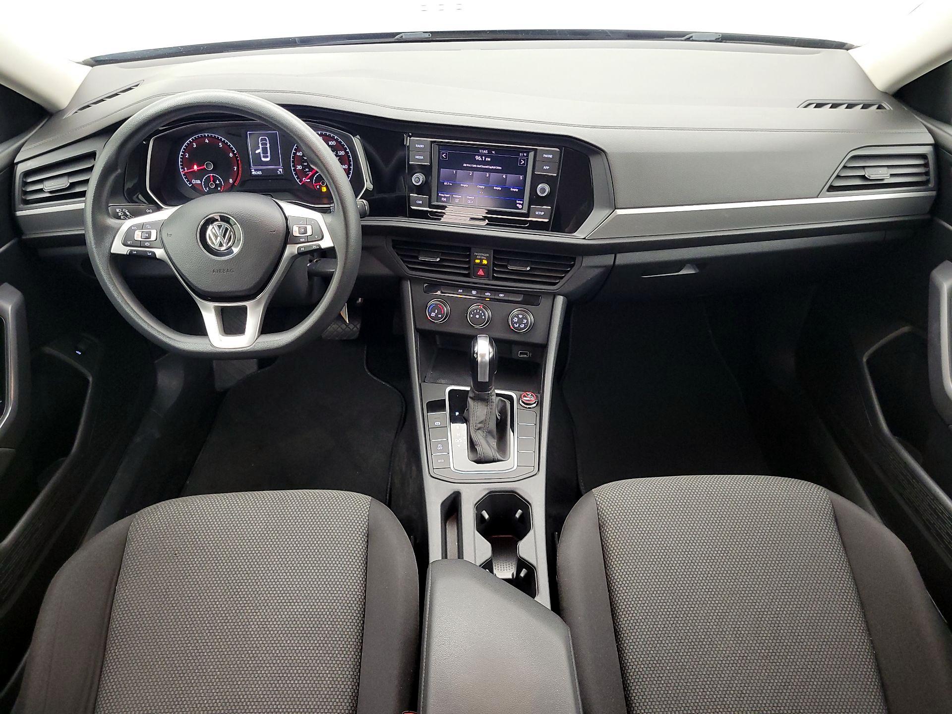 Thumbnail: 2019 Volkswagen Jetta - 9