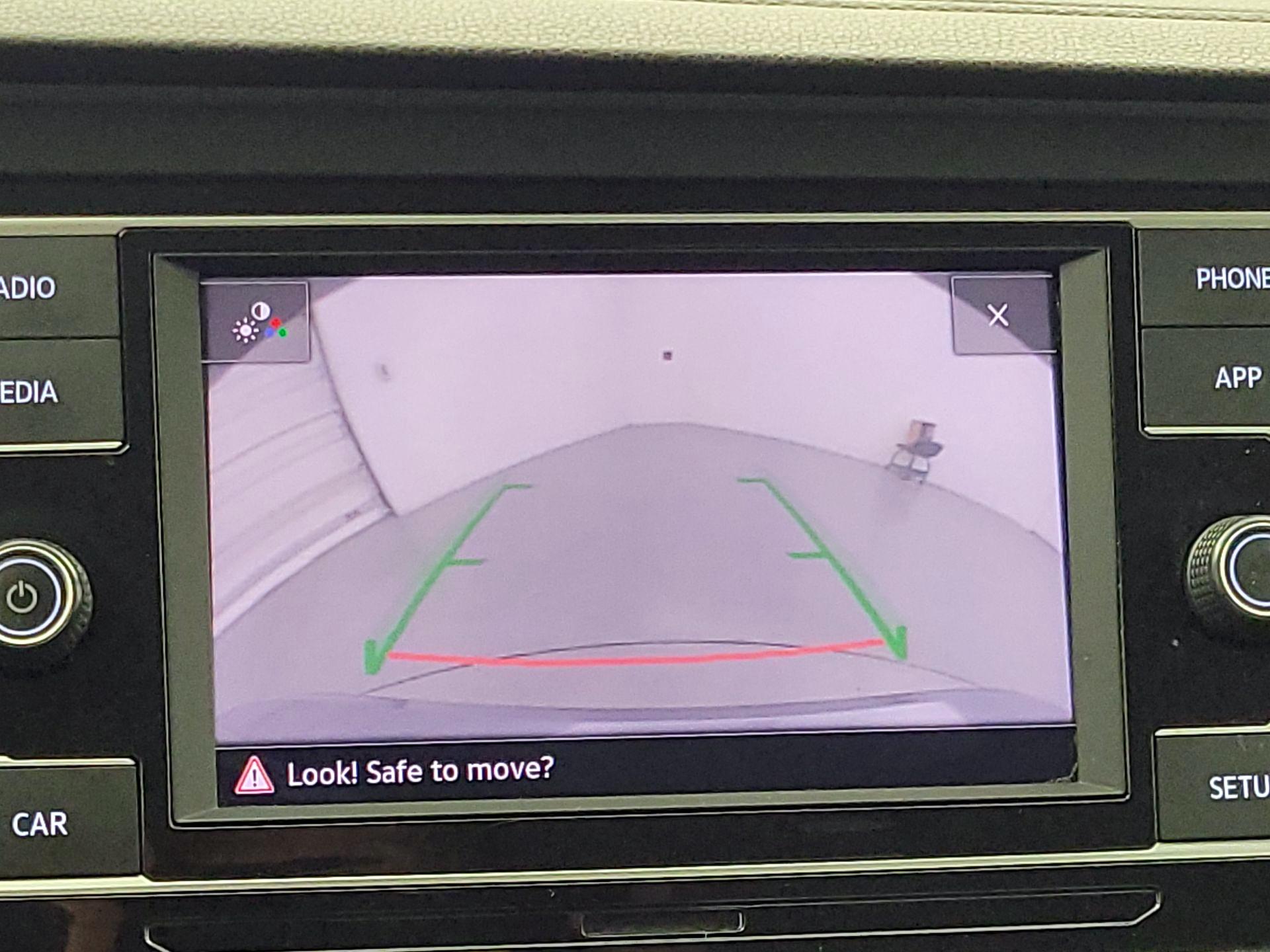 Thumbnail: 2019 Volkswagen Jetta - 14