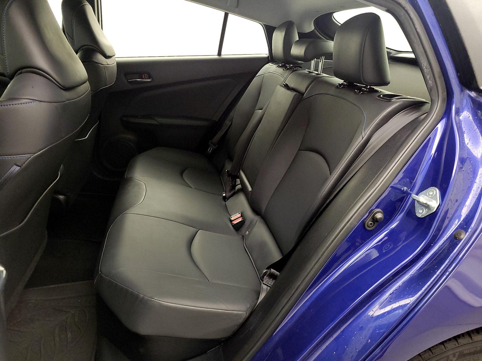 Thumbnail: 2016 Toyota Prius - 20