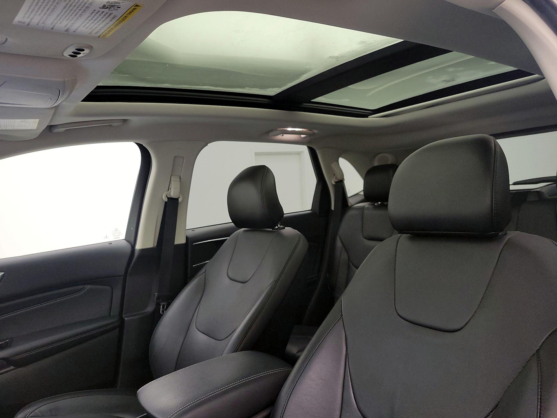 Thumbnail: 2017 Ford Edge - 20