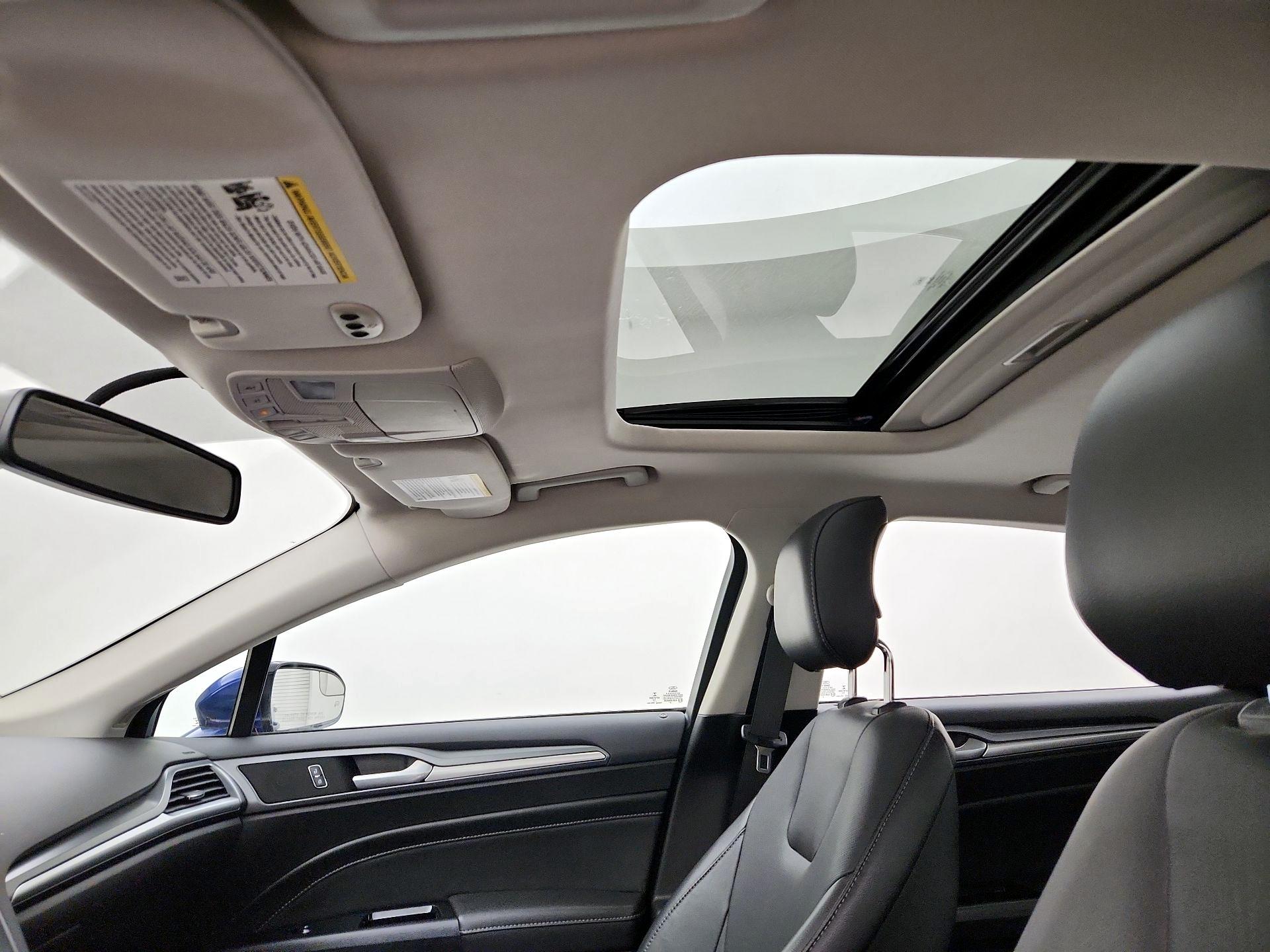 Thumbnail: 2014 Ford Fusion - 18