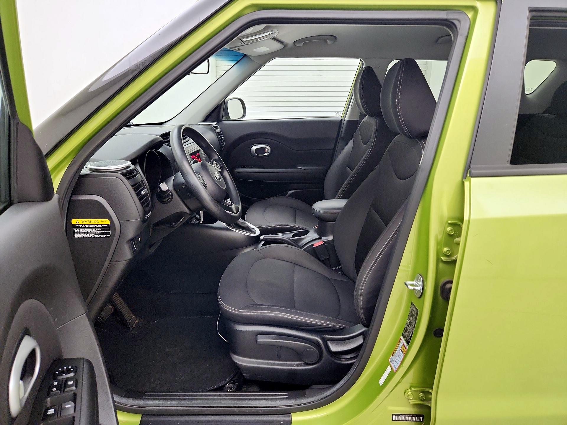 Thumbnail: 2015 Kia Soul - 11