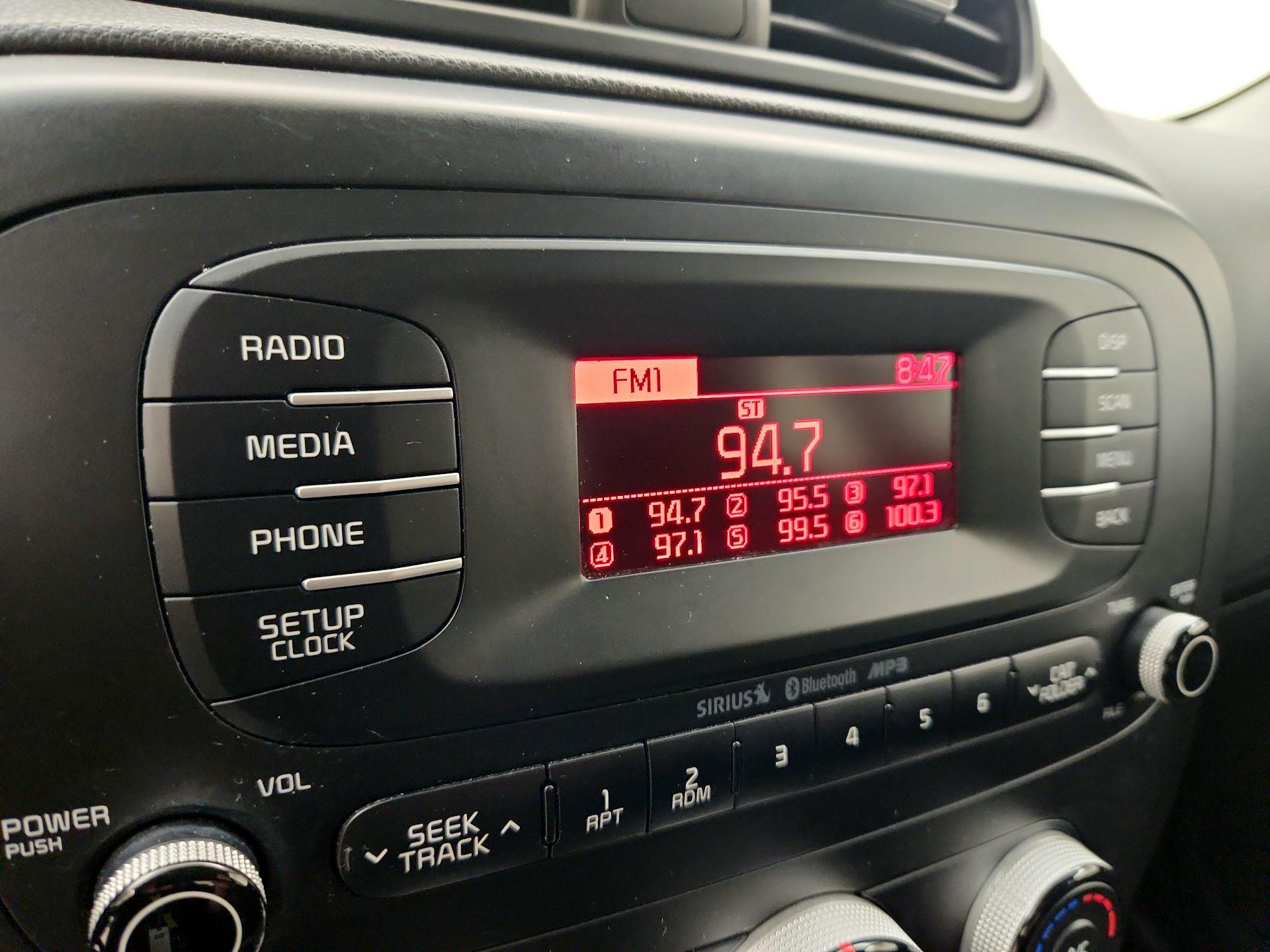 Thumbnail: 2015 Kia Soul - 14