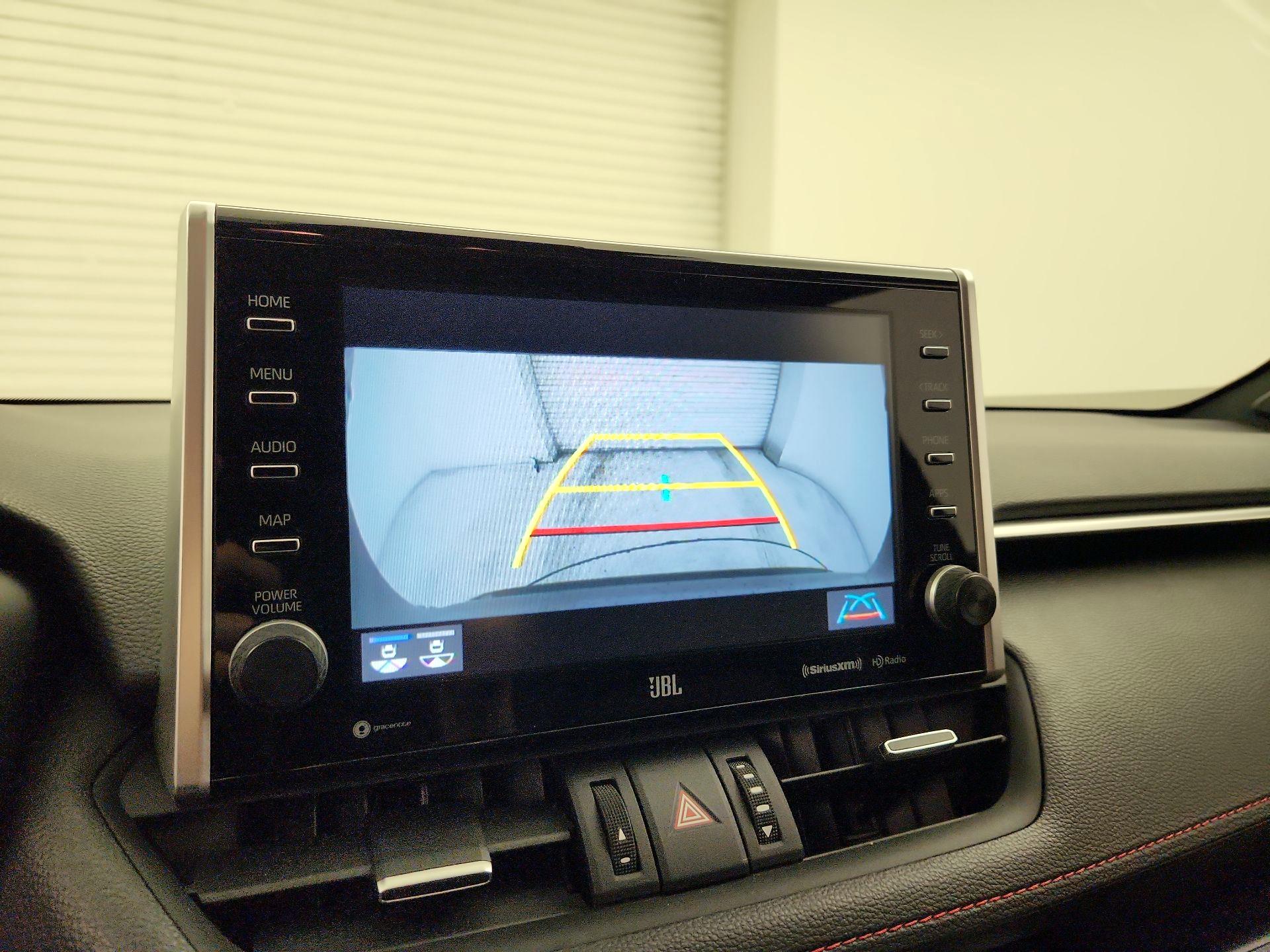 Thumbnail: 2021 Toyota RAV4 - 15