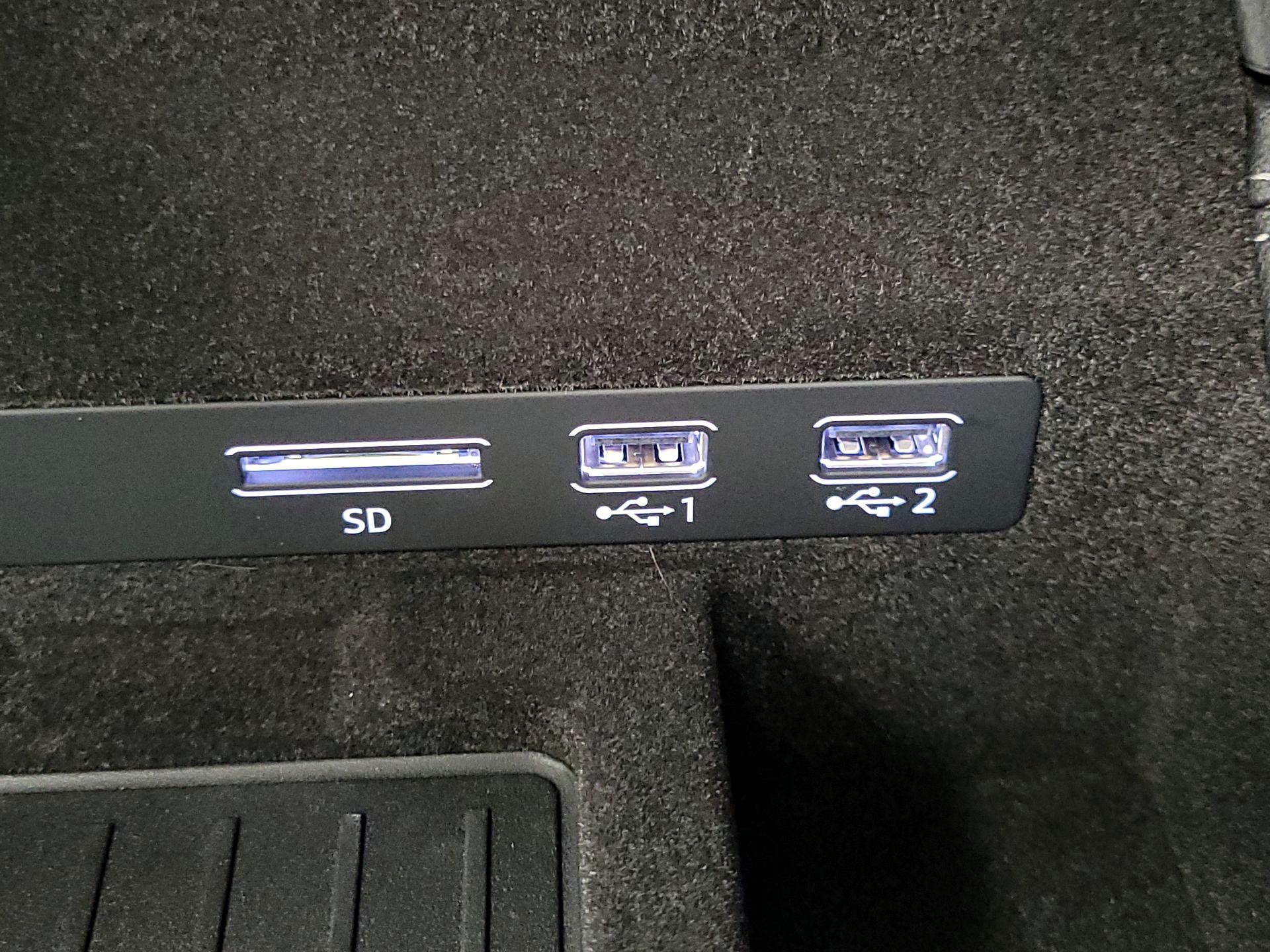 Thumbnail: 2019 Audi A6 - 19