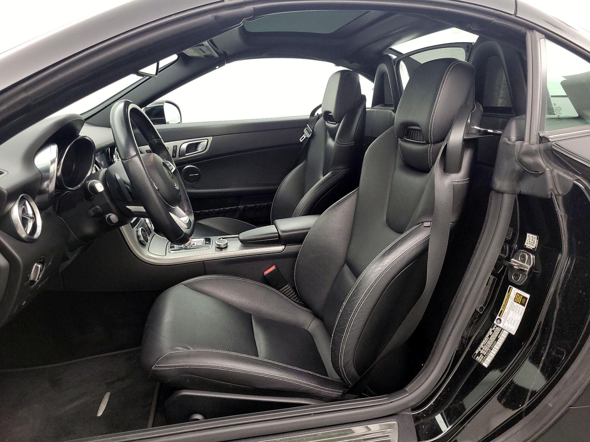 Thumbnail: 2018 Mercedes-Benz SLC - 11