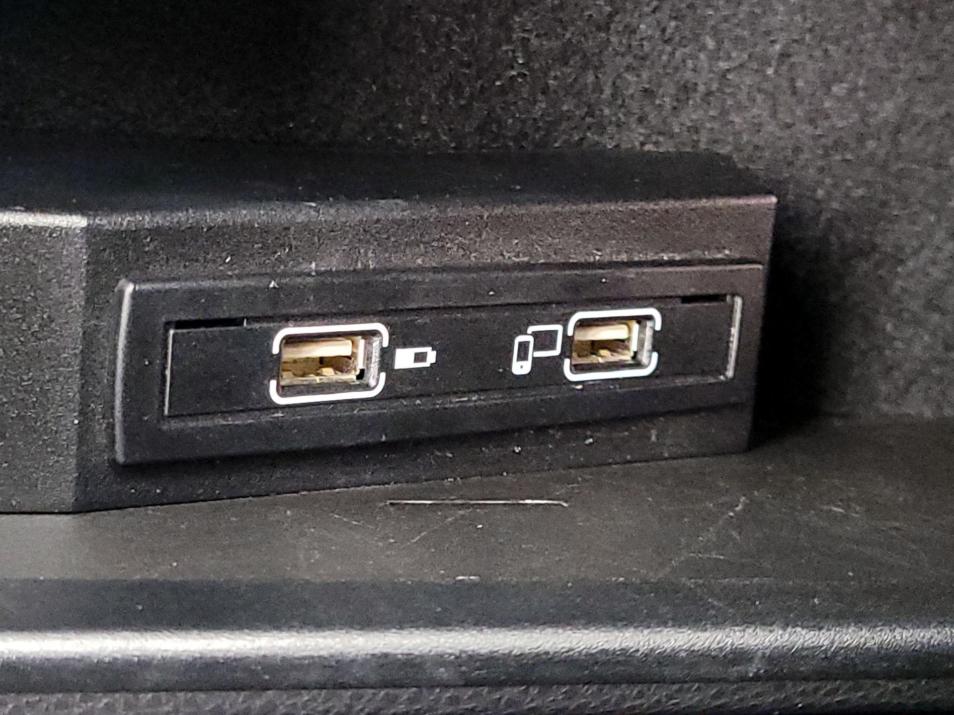 Thumbnail: 2018 Mercedes-Benz SLC - 19