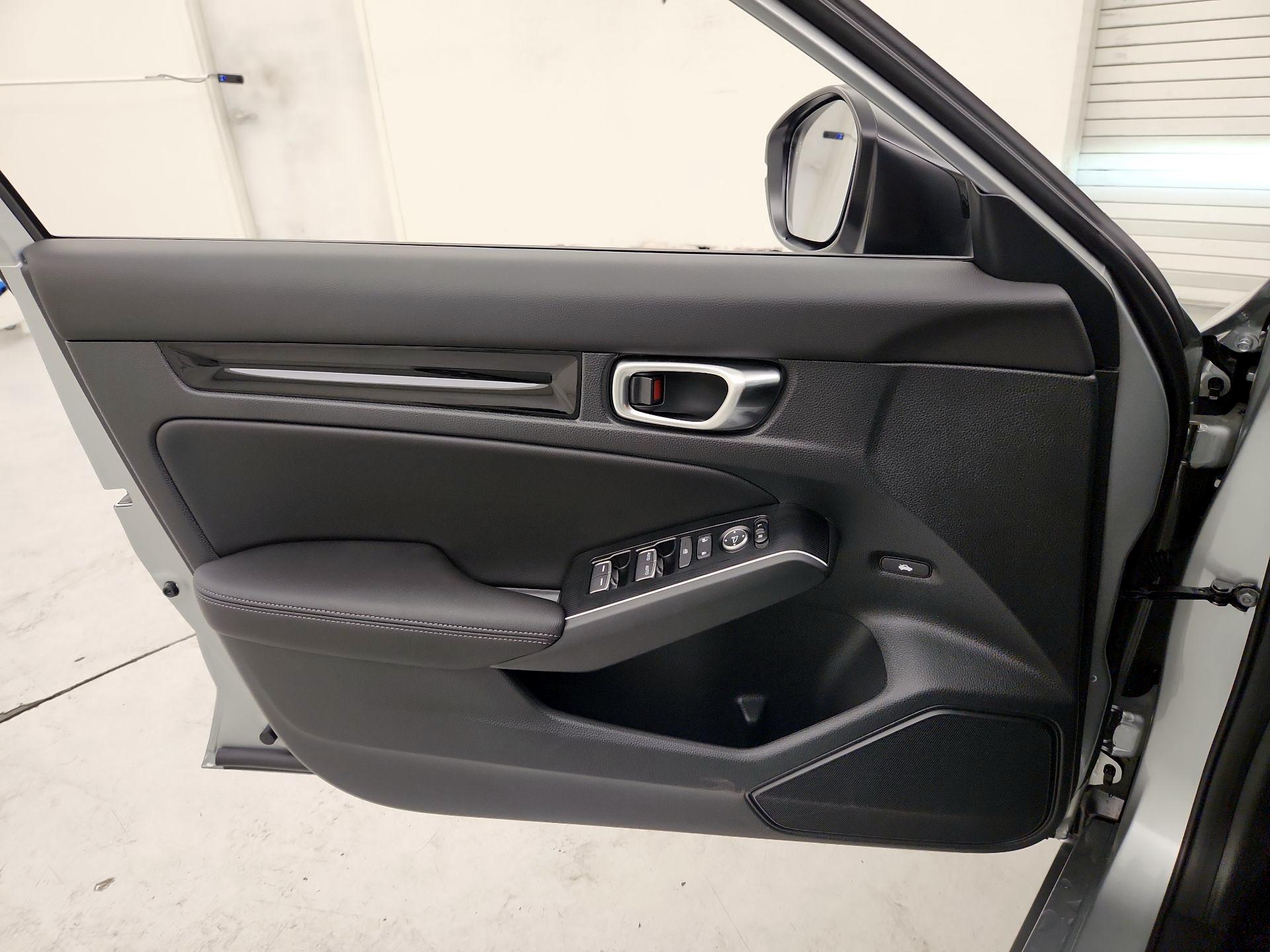 Thumbnail: 2026 Honda Civic - 12