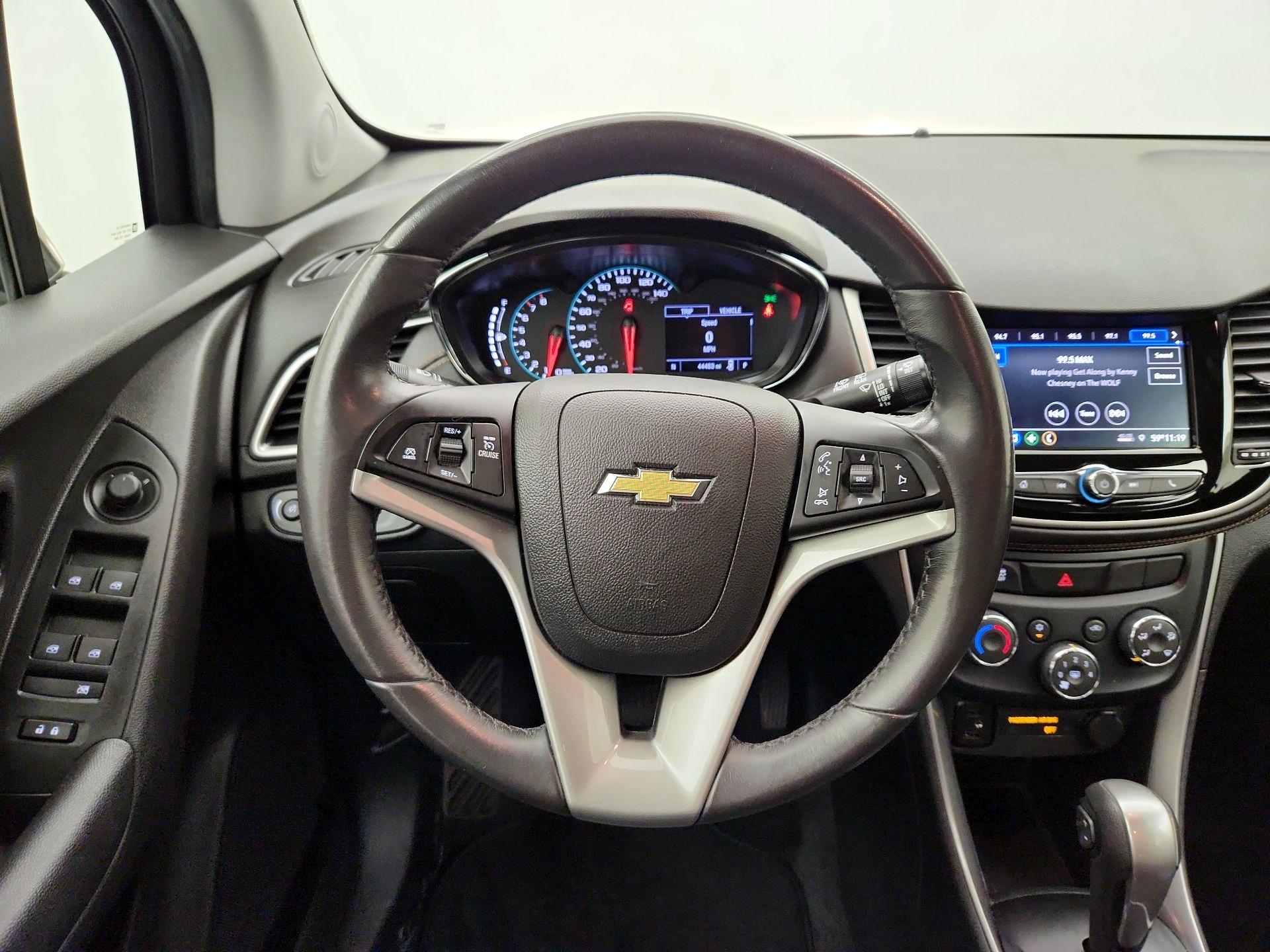 Thumbnail: 2020 Chevrolet Trax - 10