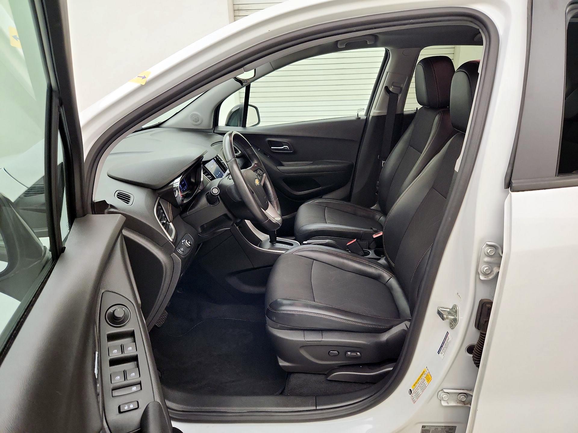 Thumbnail: 2020 Chevrolet Trax - 11