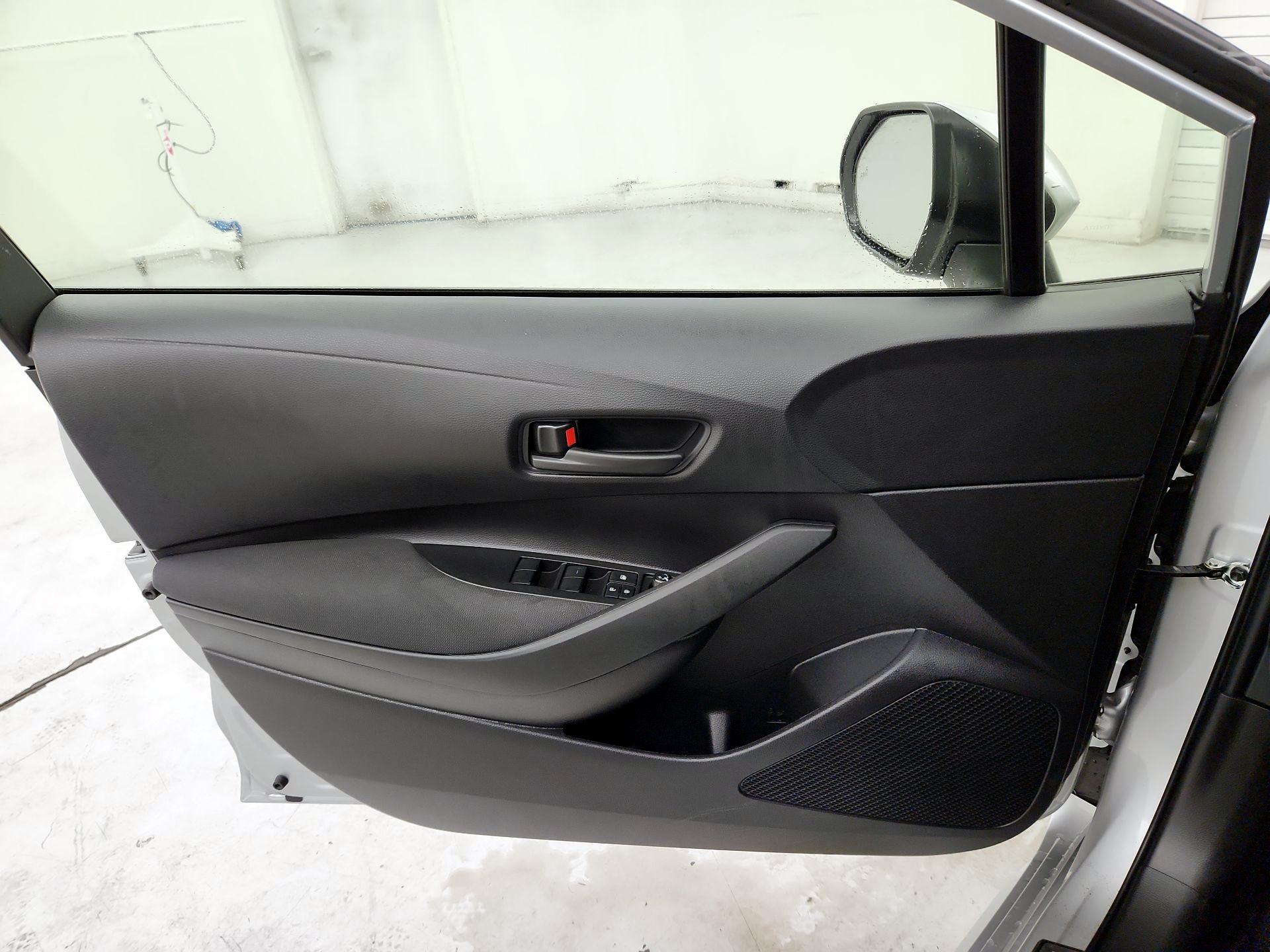 Thumbnail: 2025 Toyota Corolla - 12