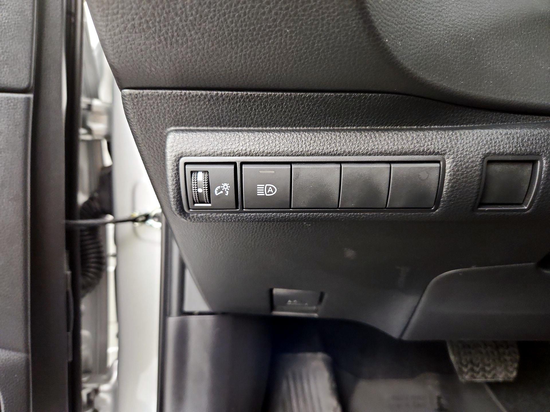 Thumbnail: 2025 Toyota Corolla - 13