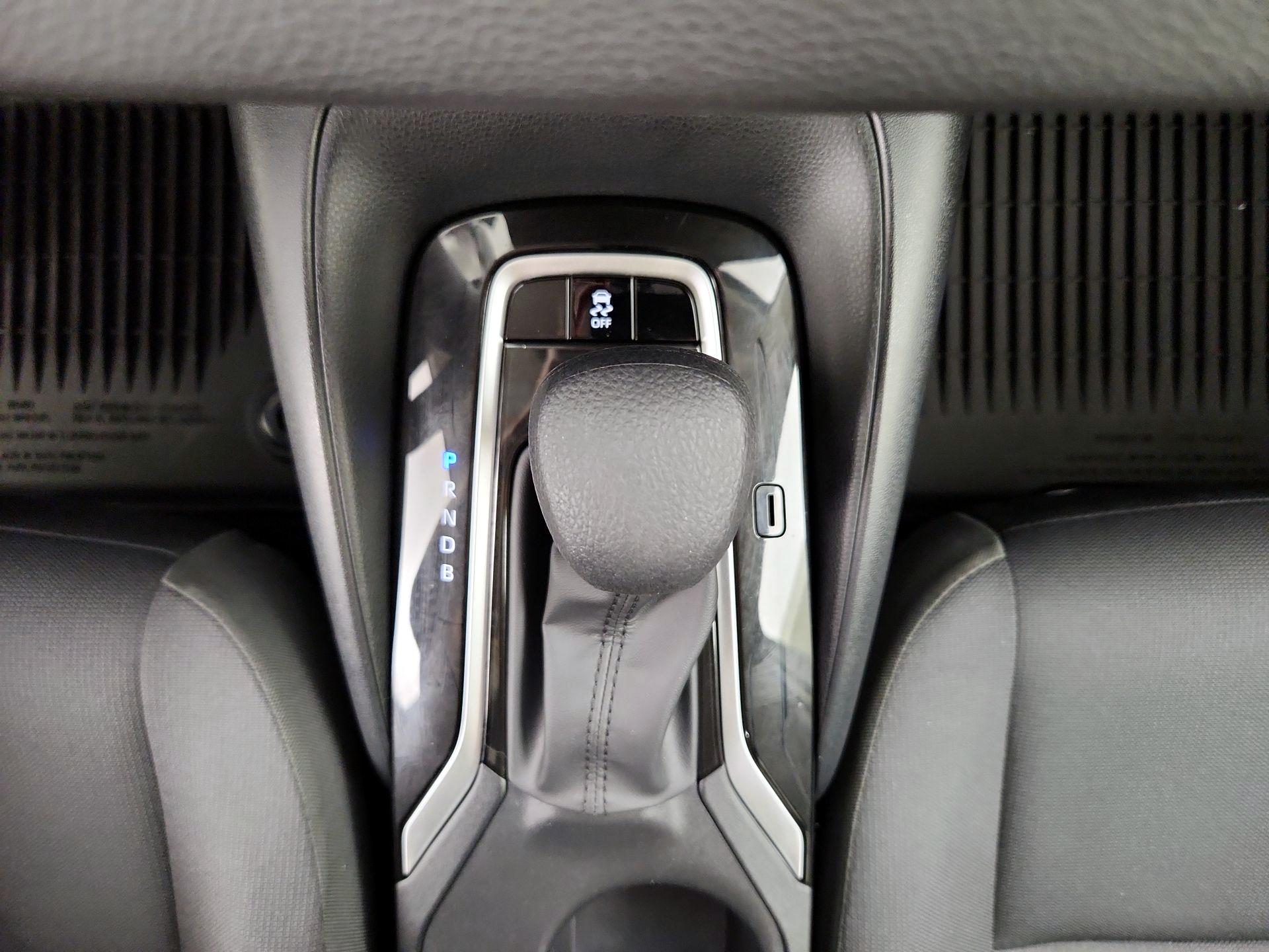 Thumbnail: 2025 Toyota Corolla - 17