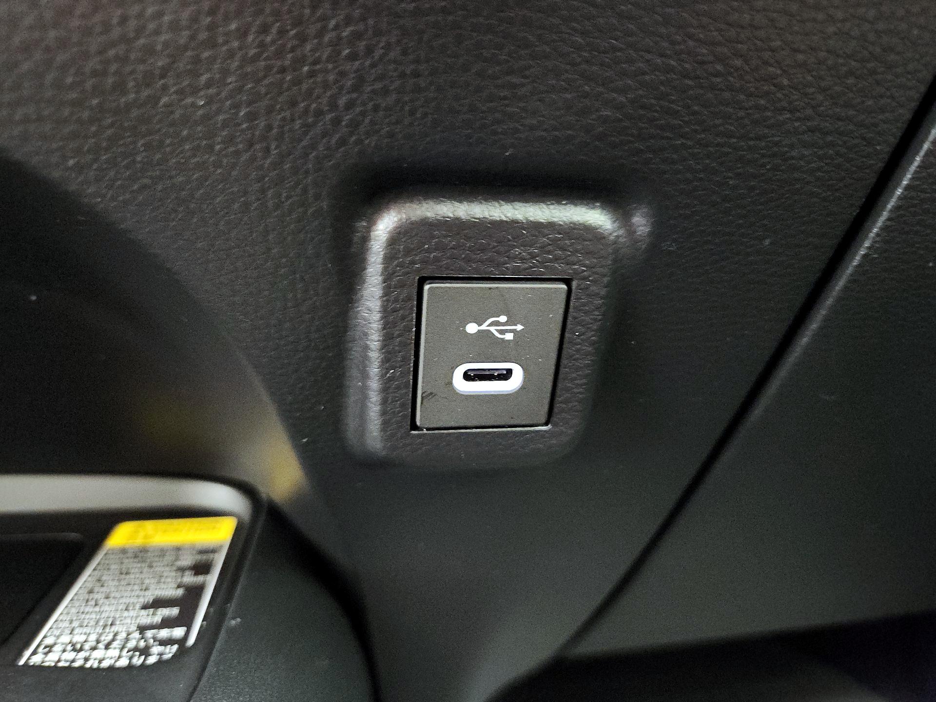 Thumbnail: 2025 Toyota Corolla - 18