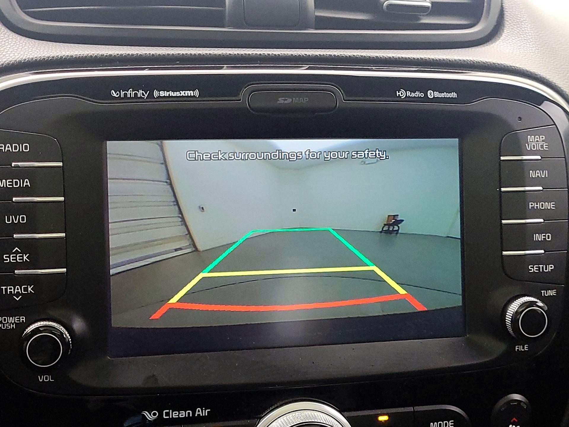 Thumbnail: 2015 Kia Soul - 15