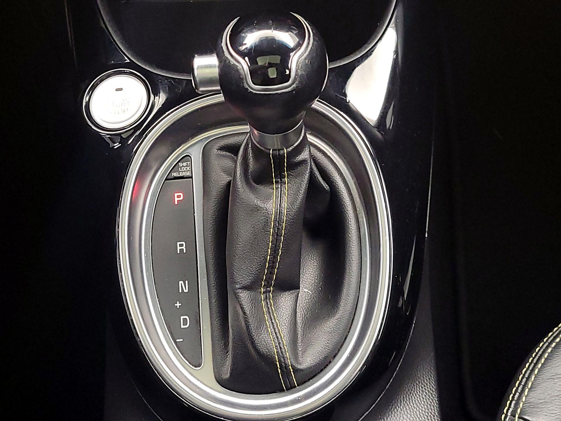 Thumbnail: 2015 Kia Soul - 18