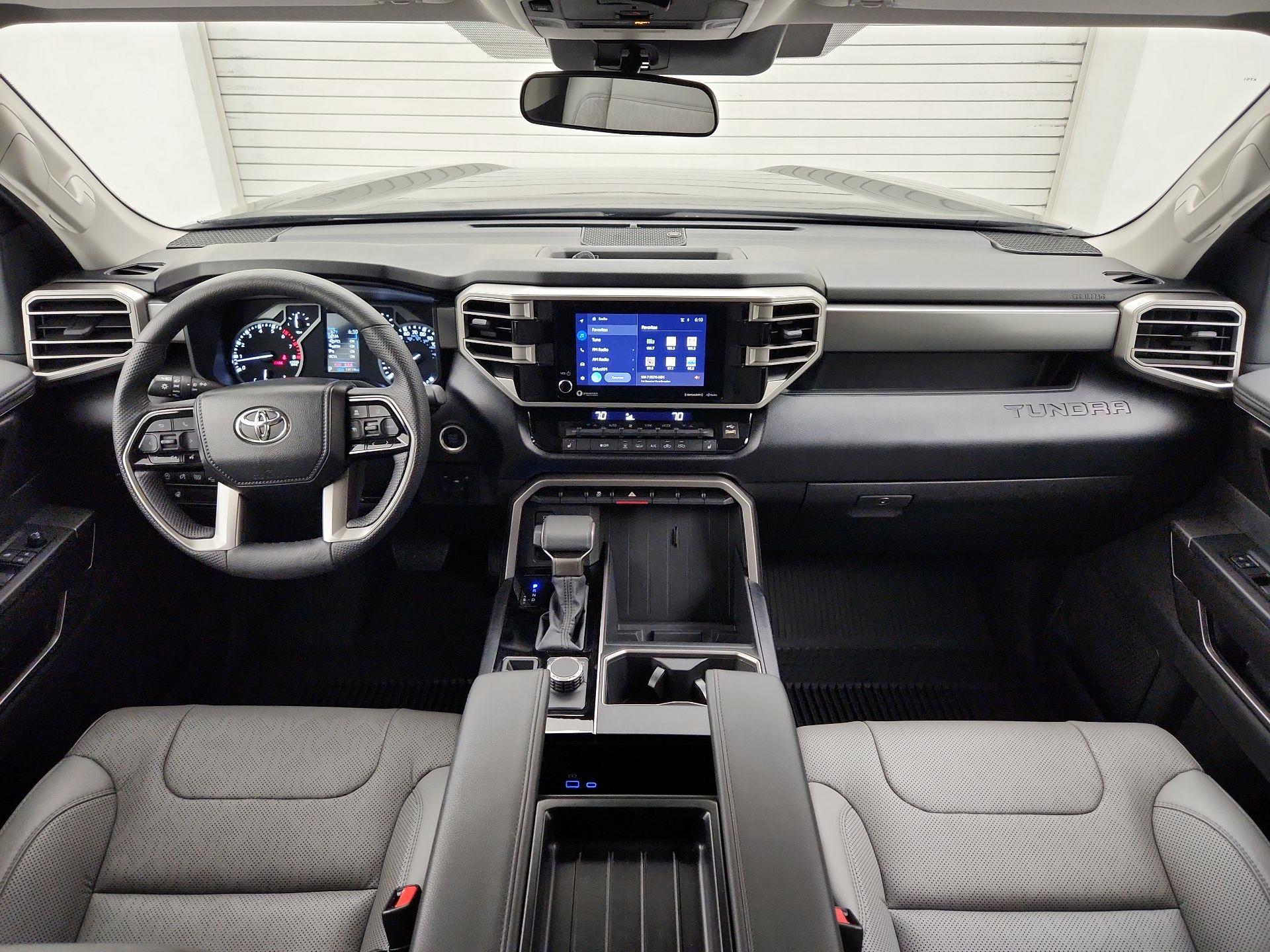 Thumbnail: 2024 Toyota Tundra - 9